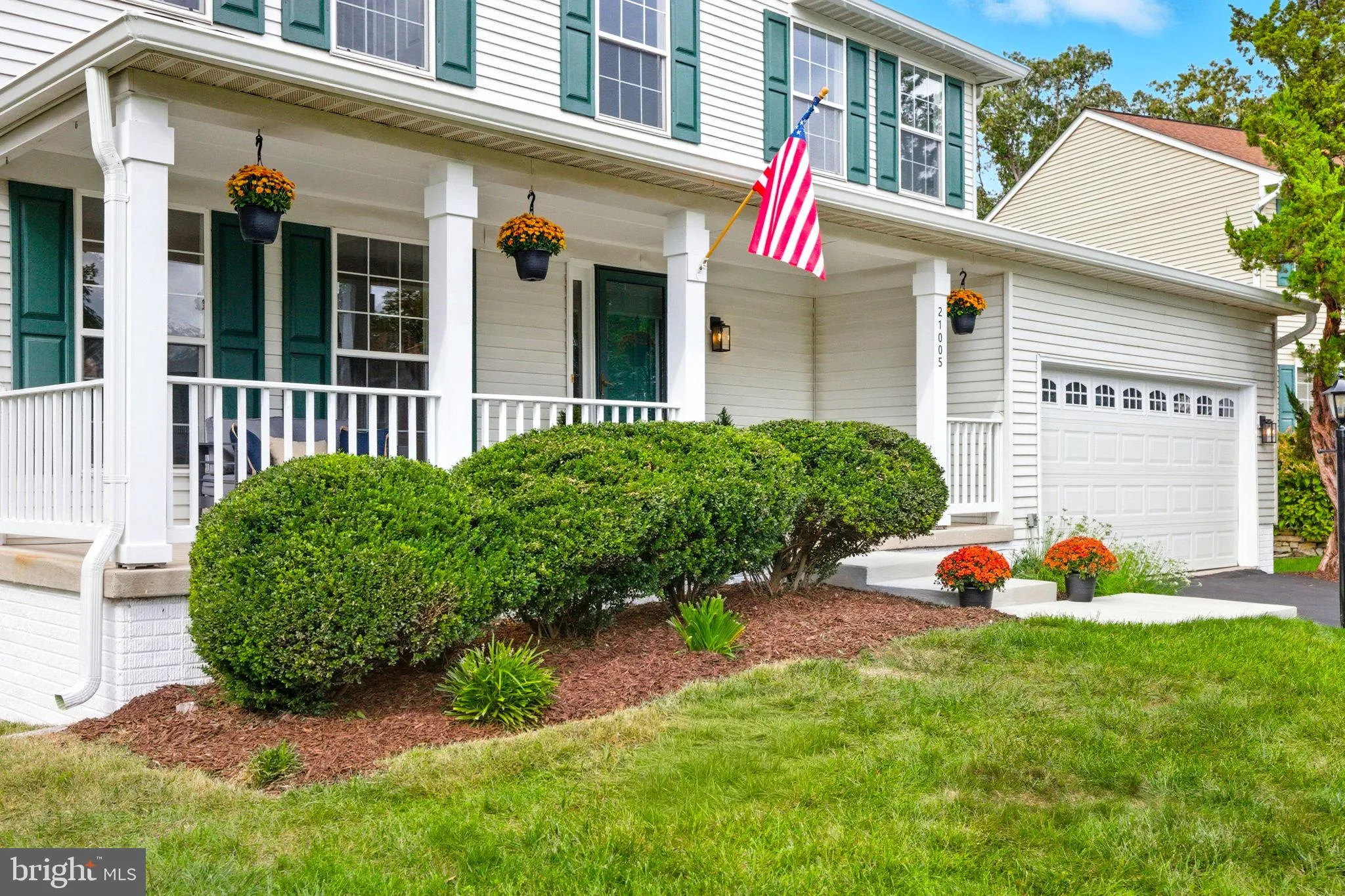 Ashburn, Virginia 20147, United States, 4 Bedrooms Bedrooms, ,4 BathroomsBathrooms,Residential,Contingent,226567