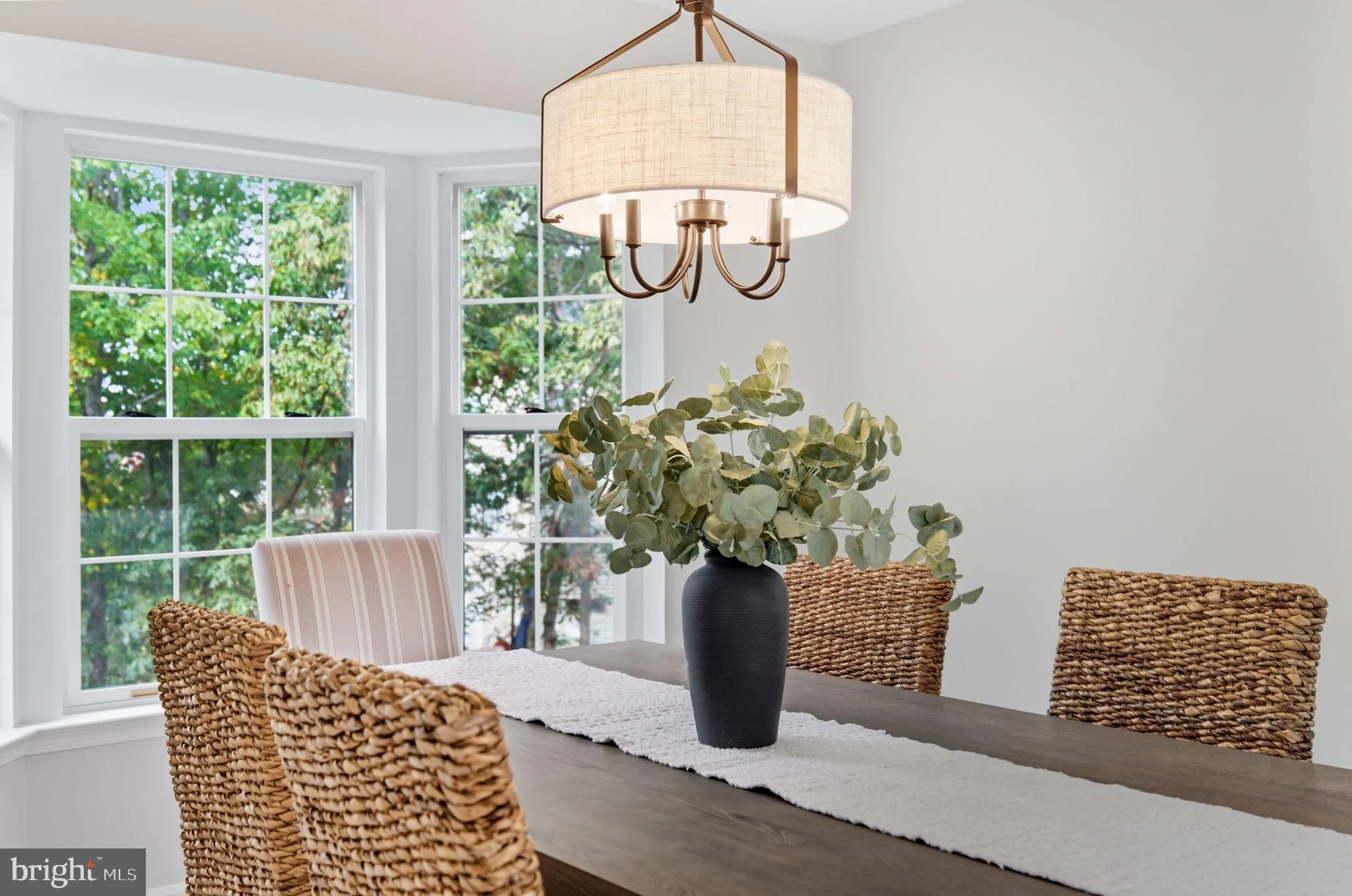 Ashburn, Virginia 20147, United States, 4 Bedrooms Bedrooms, ,4 BathroomsBathrooms,Residential,Contingent,226567