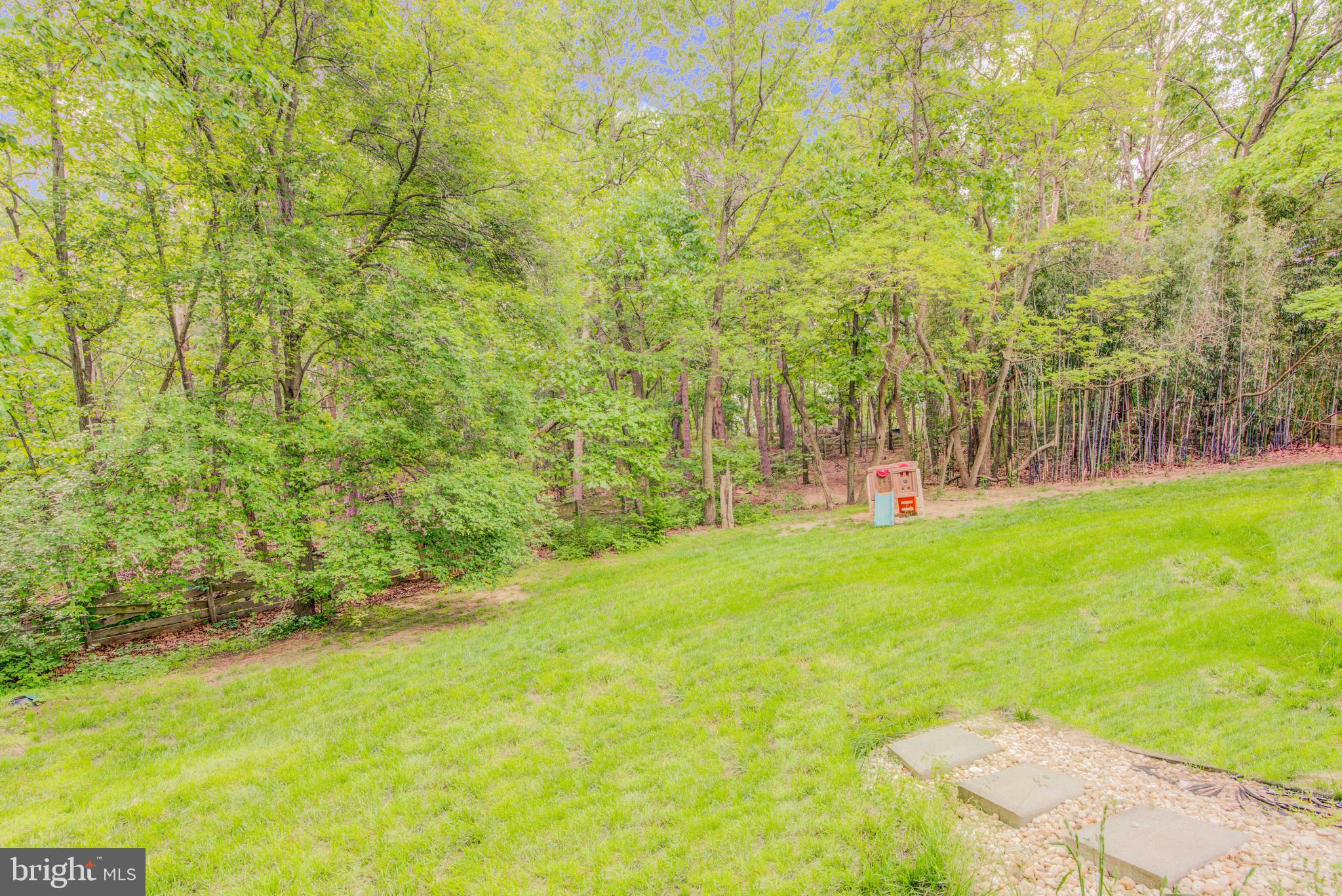 RIDGEFIELD - Residential