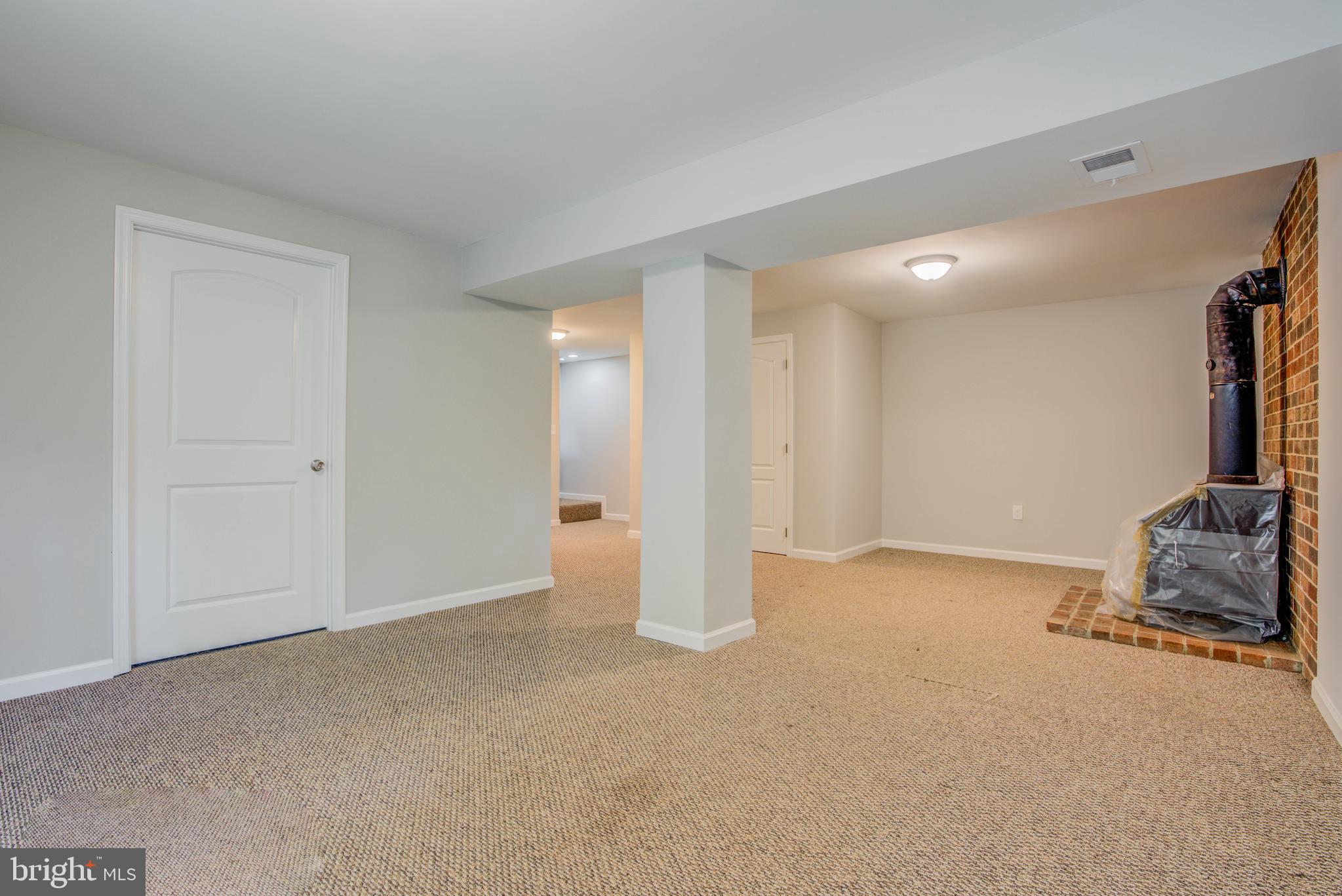 RIDGEFIELD - Residential