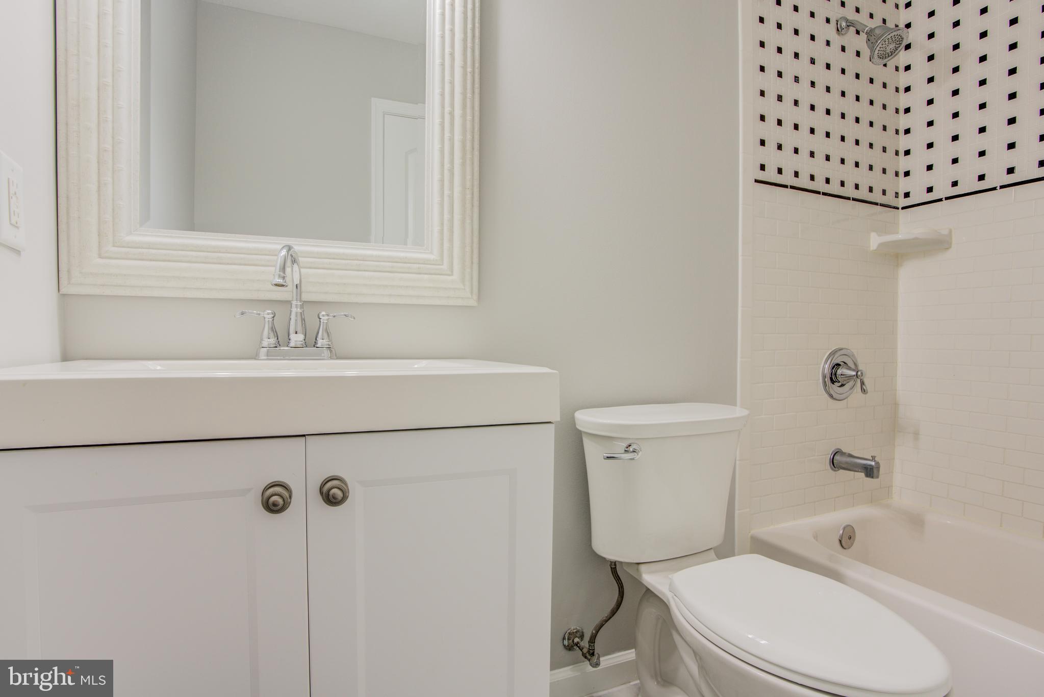 RIDGEFIELD - Residential