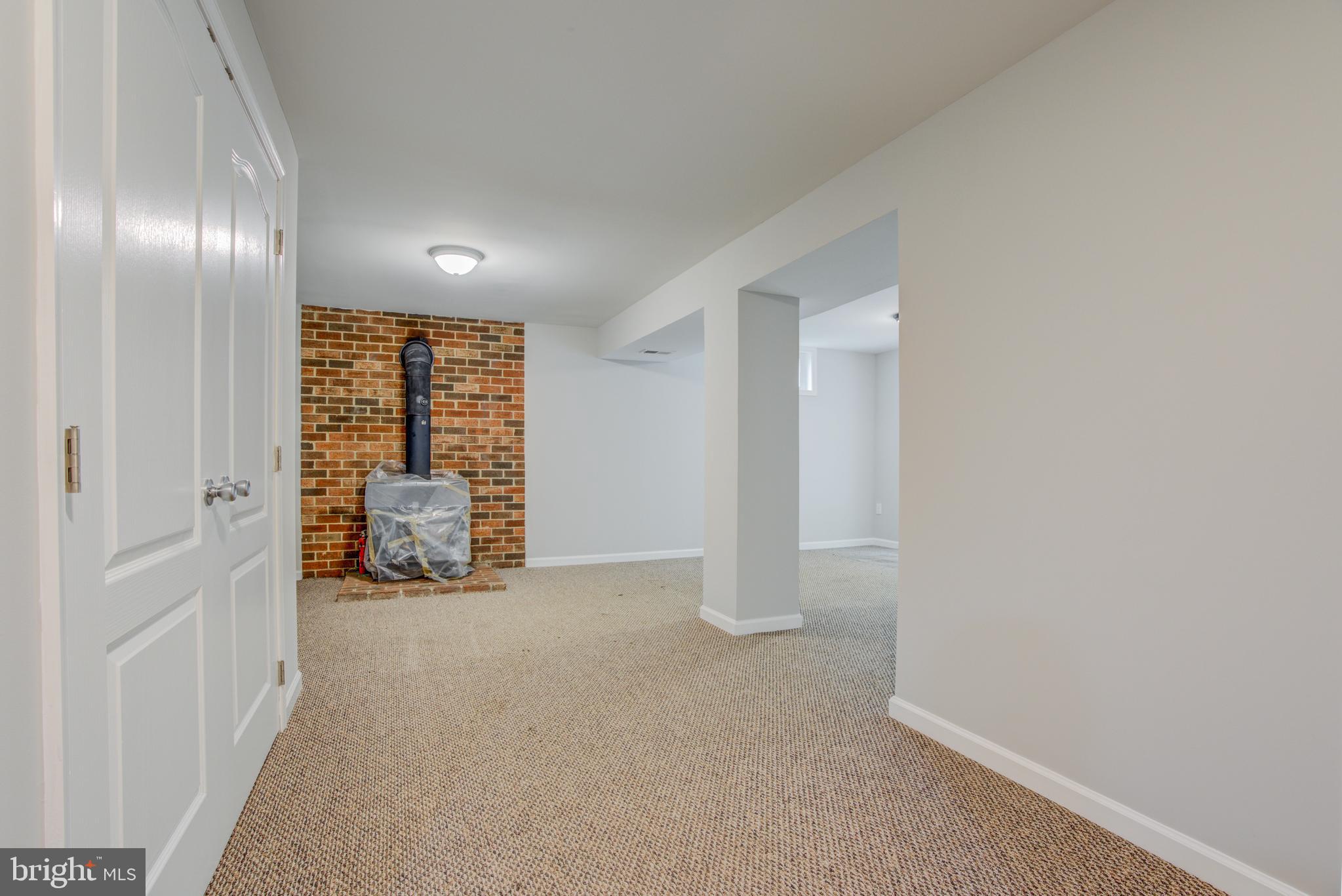 RIDGEFIELD - Residential