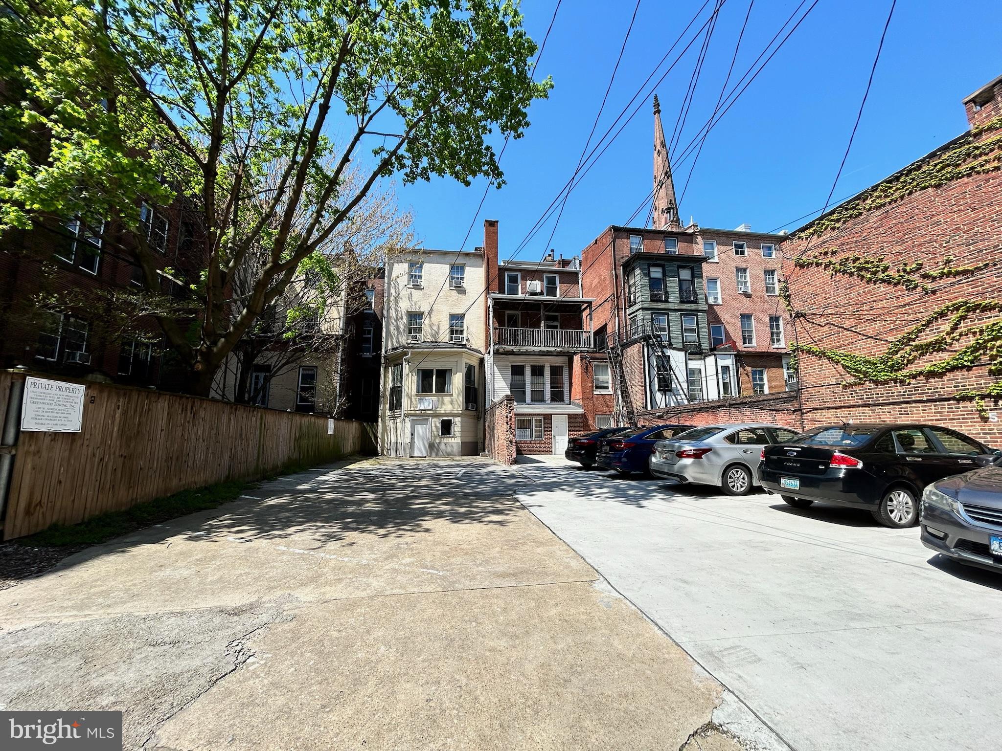 MOUNT VERNON PLACE HISTORIC DISTRICT - Residential Lease