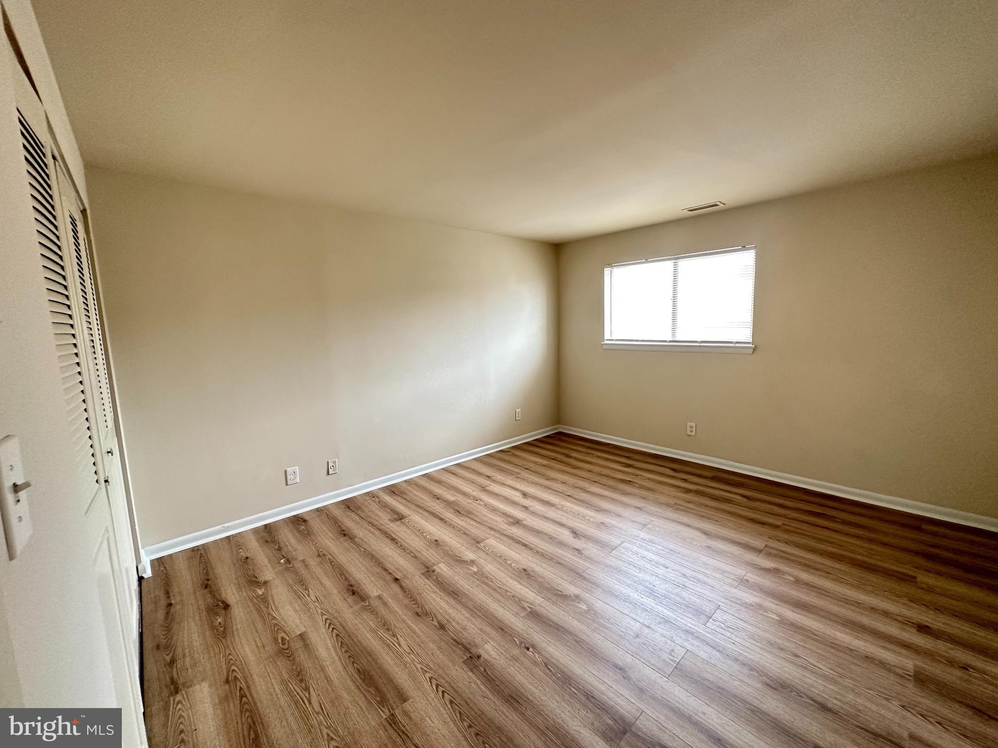 BOOTH-BOYD - Residential Lease