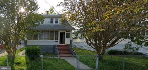 Homes For Sale - 411 Myrtle Street<br/> CRISFIELD, MD 21817