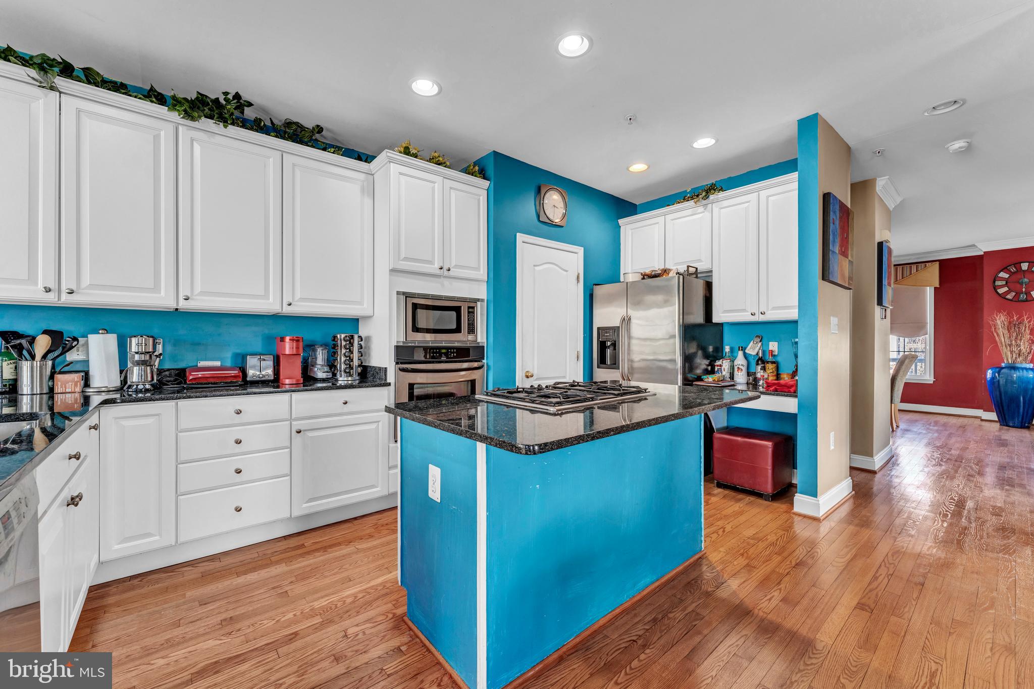 9111 MARLOVE OAKS LANE