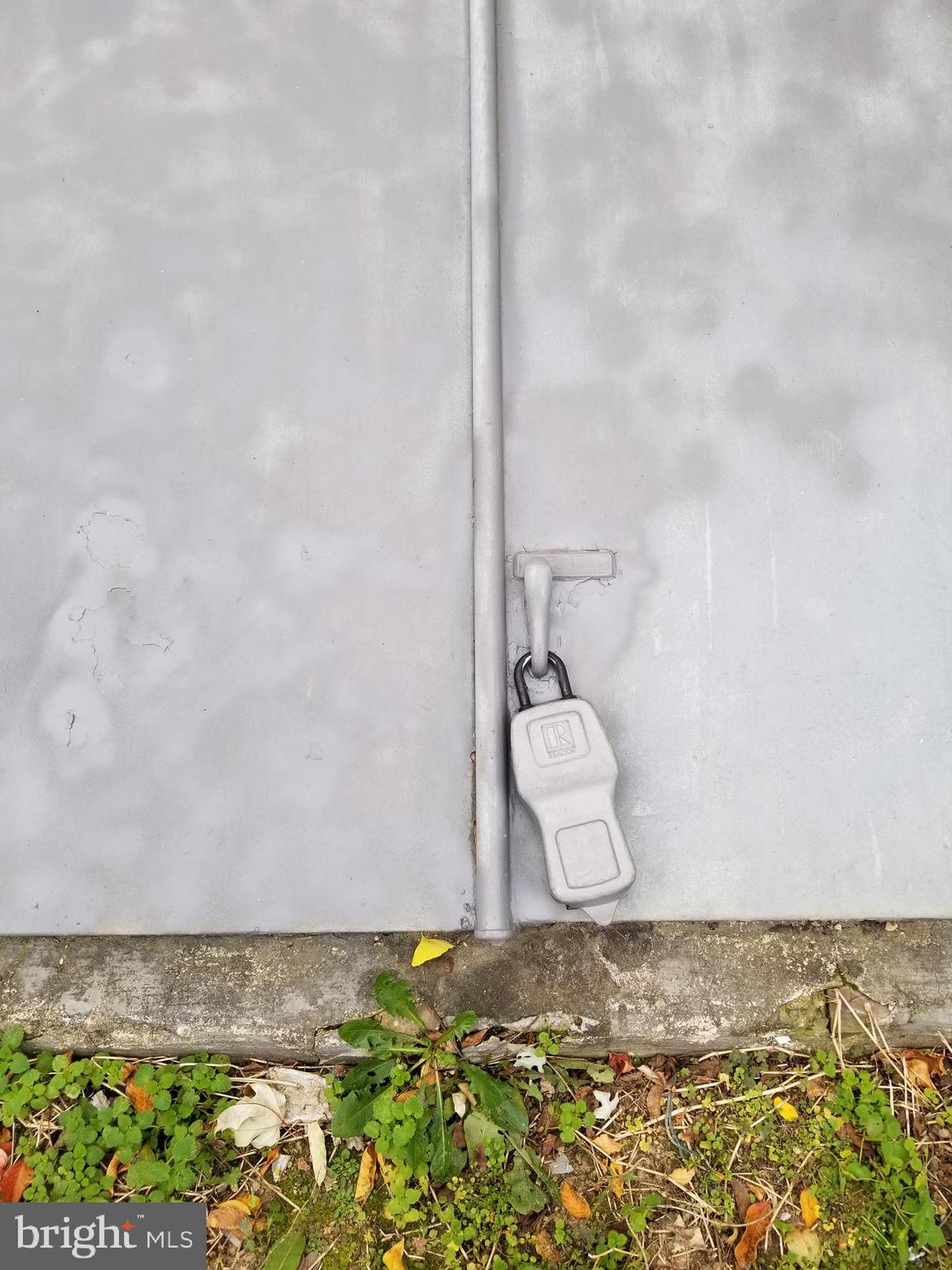 LANDSDOWNE - Residential