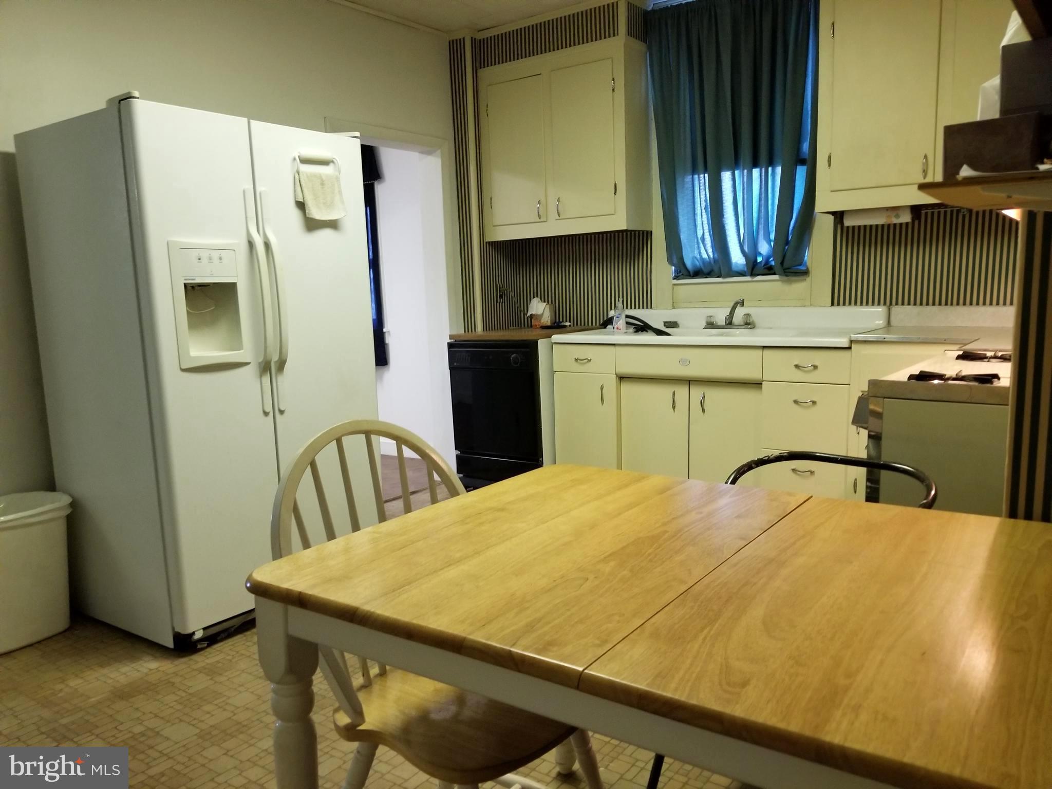 LANDSDOWNE - Residential