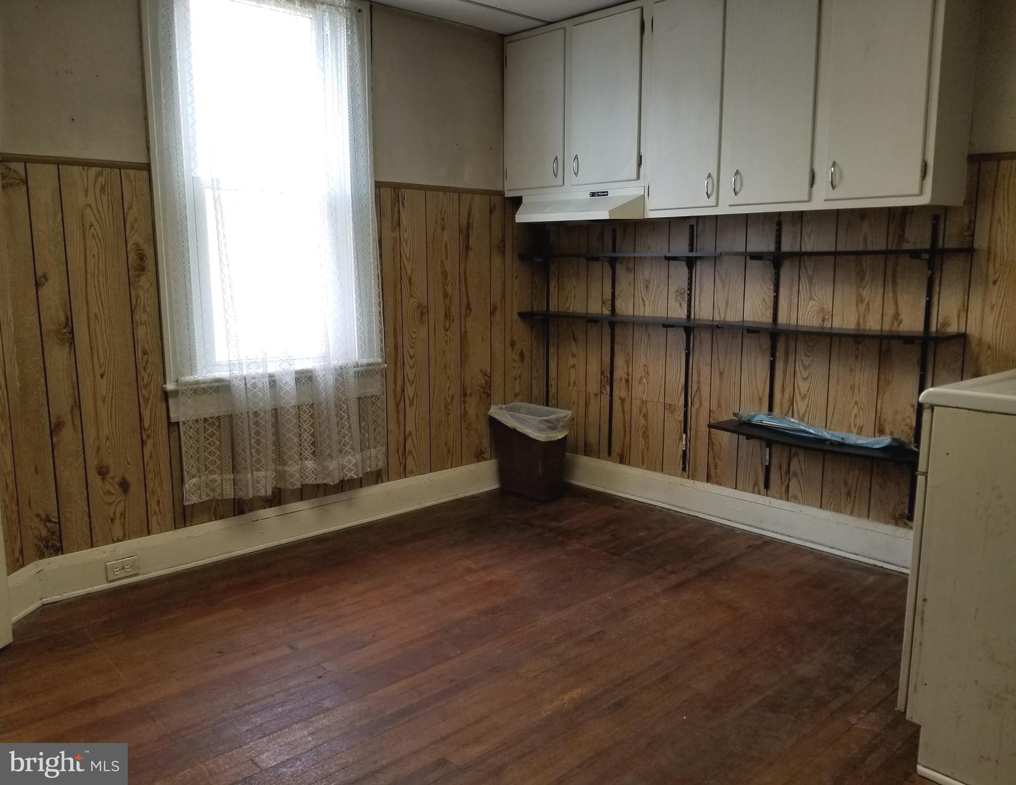 LANDSDOWNE - Residential