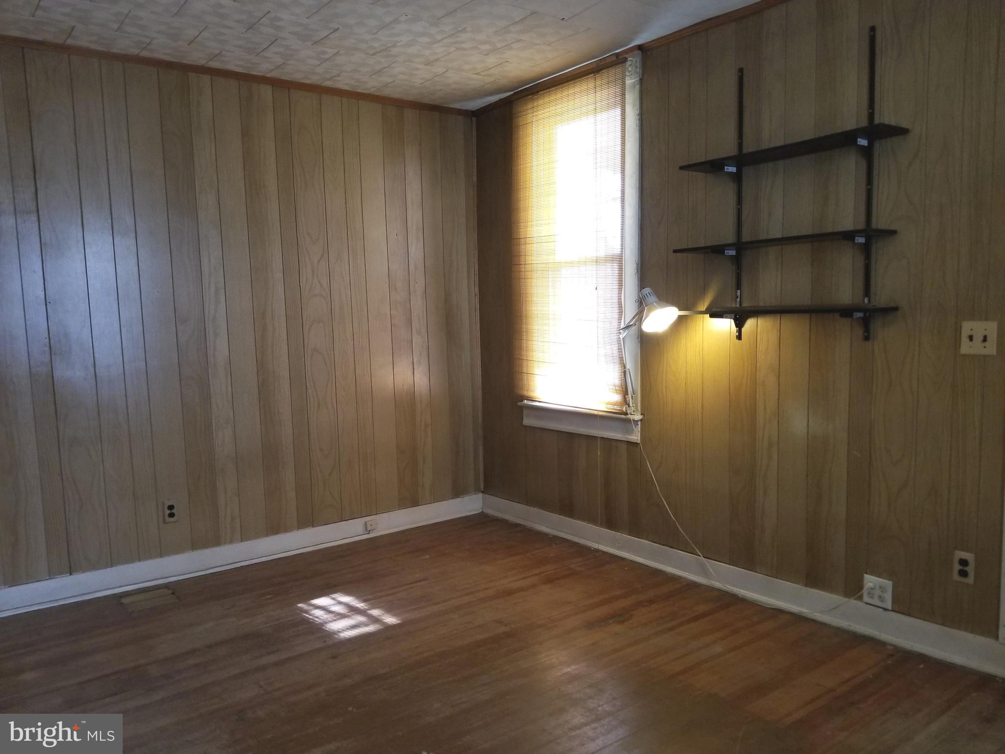 LANDSDOWNE - Residential