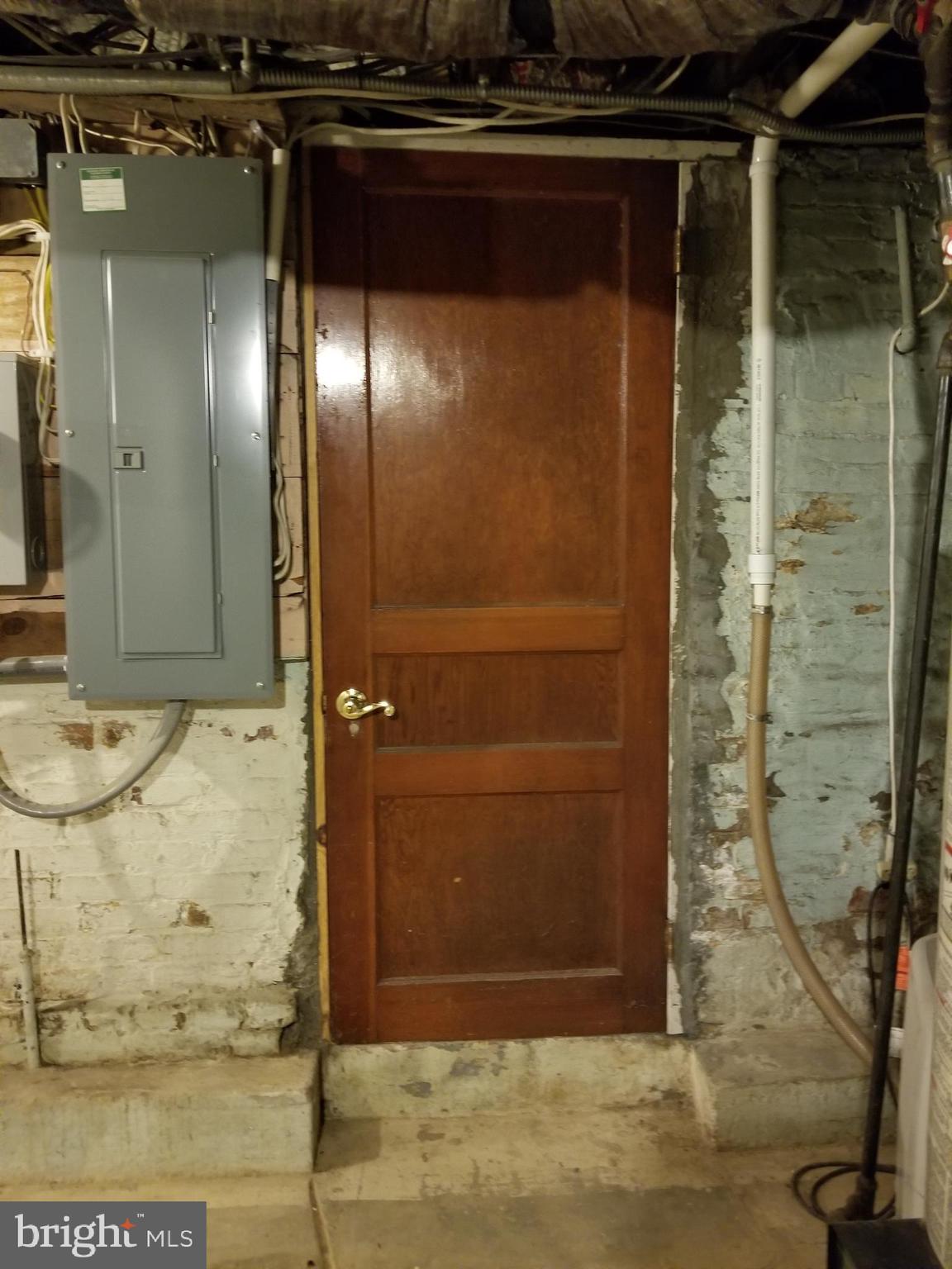 LANDSDOWNE - Residential