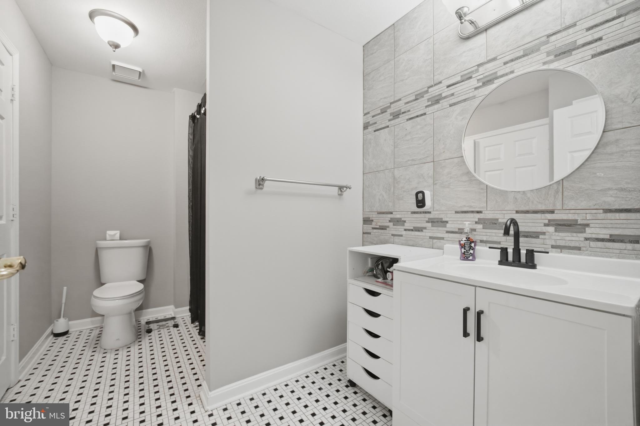 RUSSETT - Residential