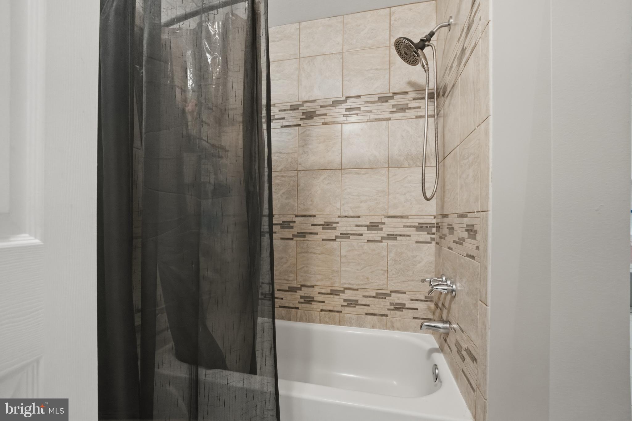 RUSSETT - Residential