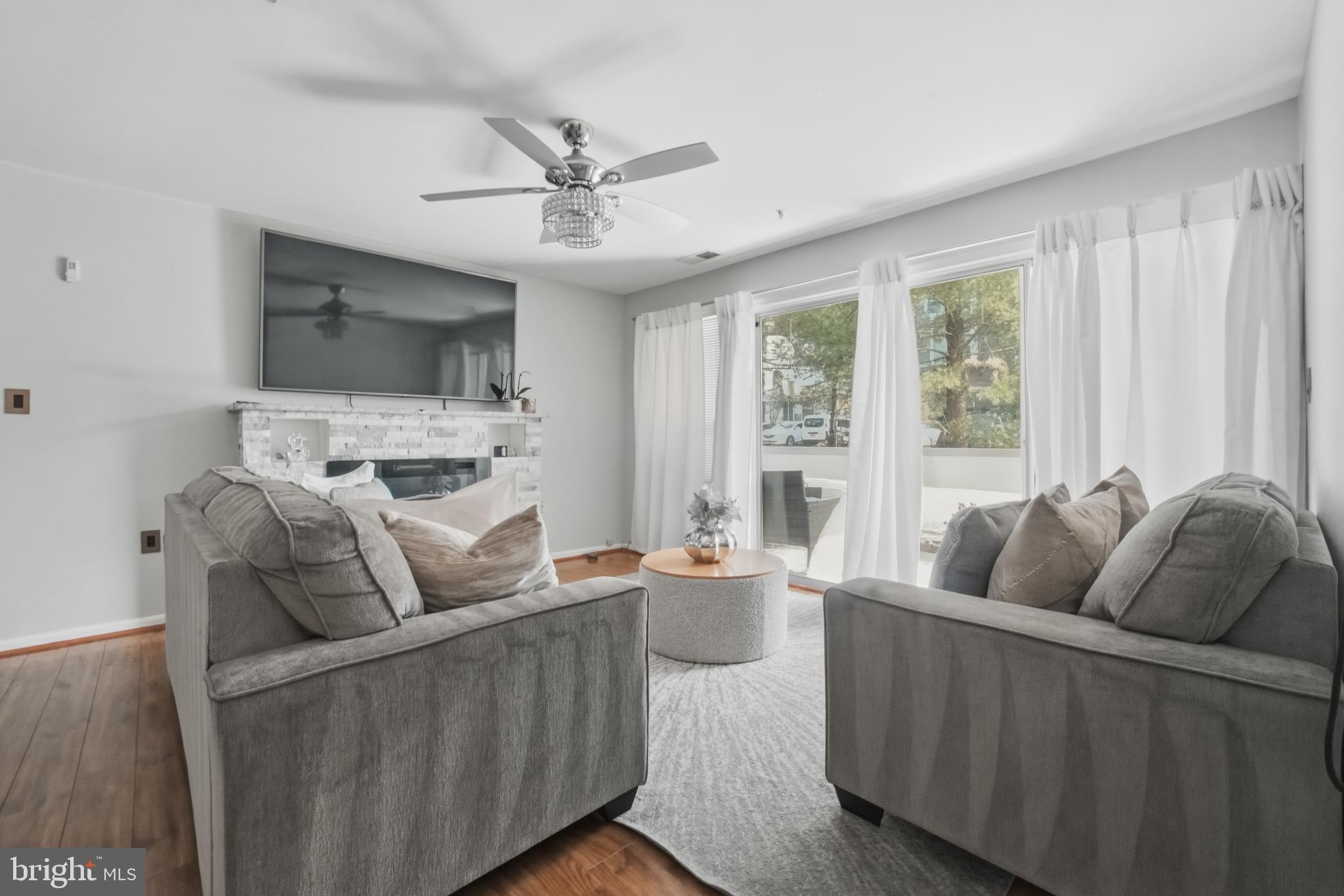 RUSSETT - Residential