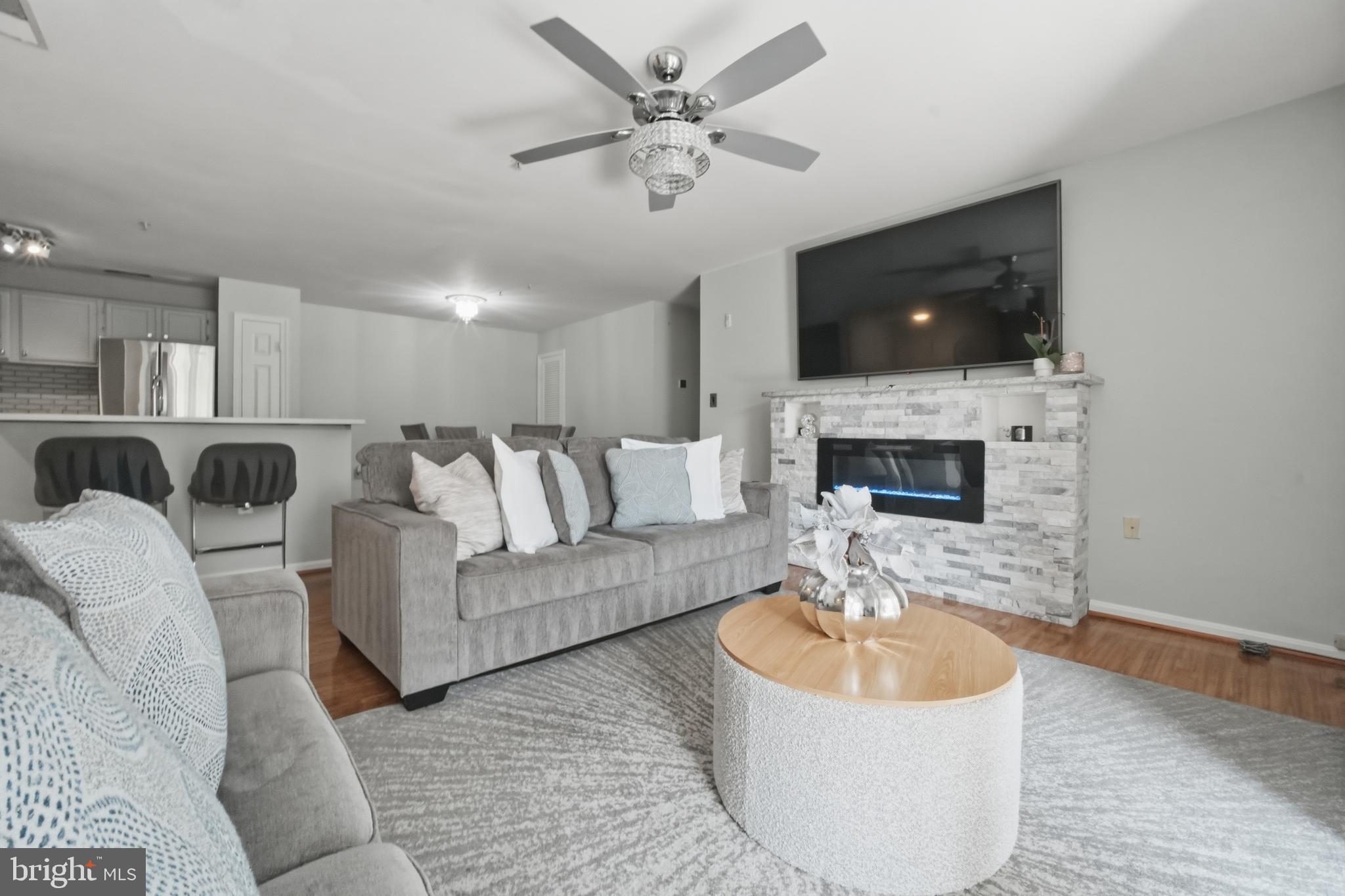 3557 FLOATING LEAF LANE F202