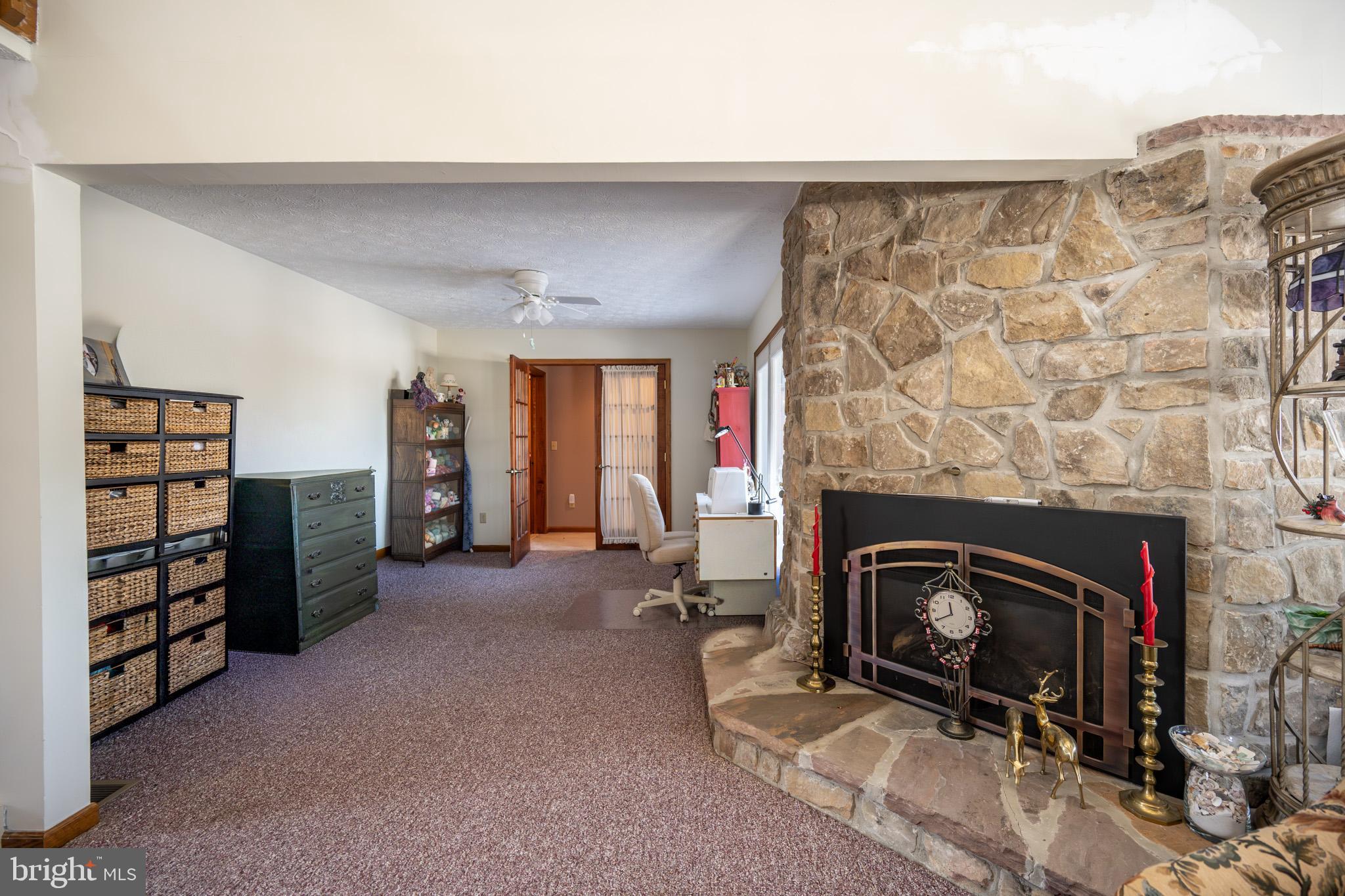 DEEP CREEK LAKE - Residential