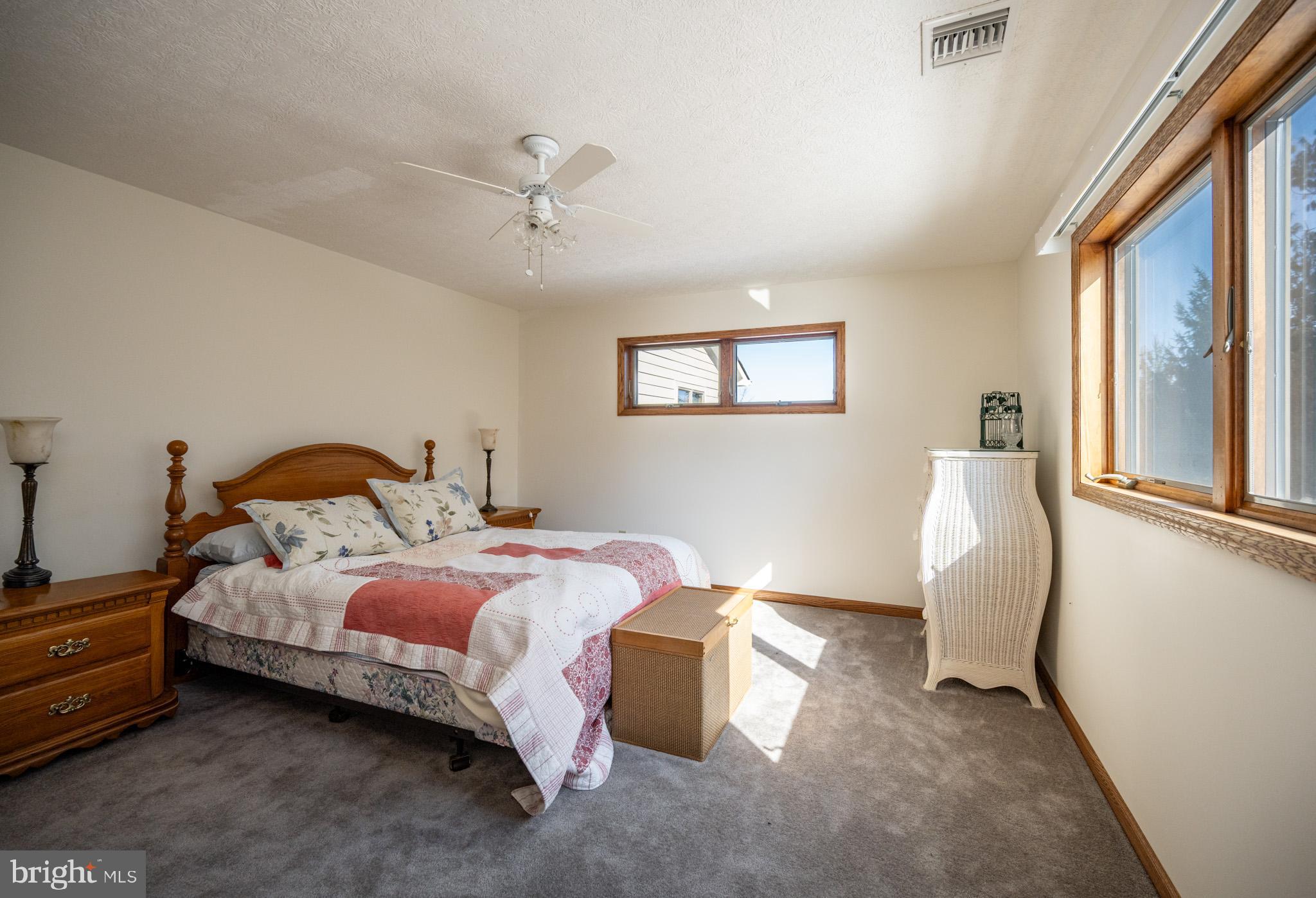 DEEP CREEK LAKE - Residential