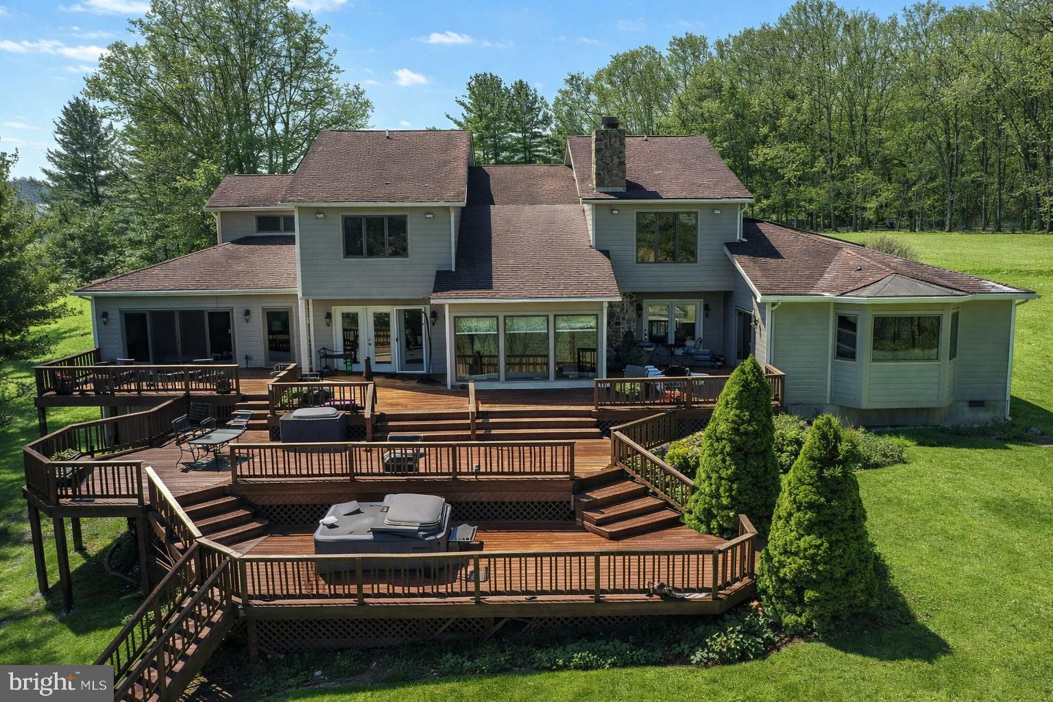 DEEP CREEK LAKE - Residential