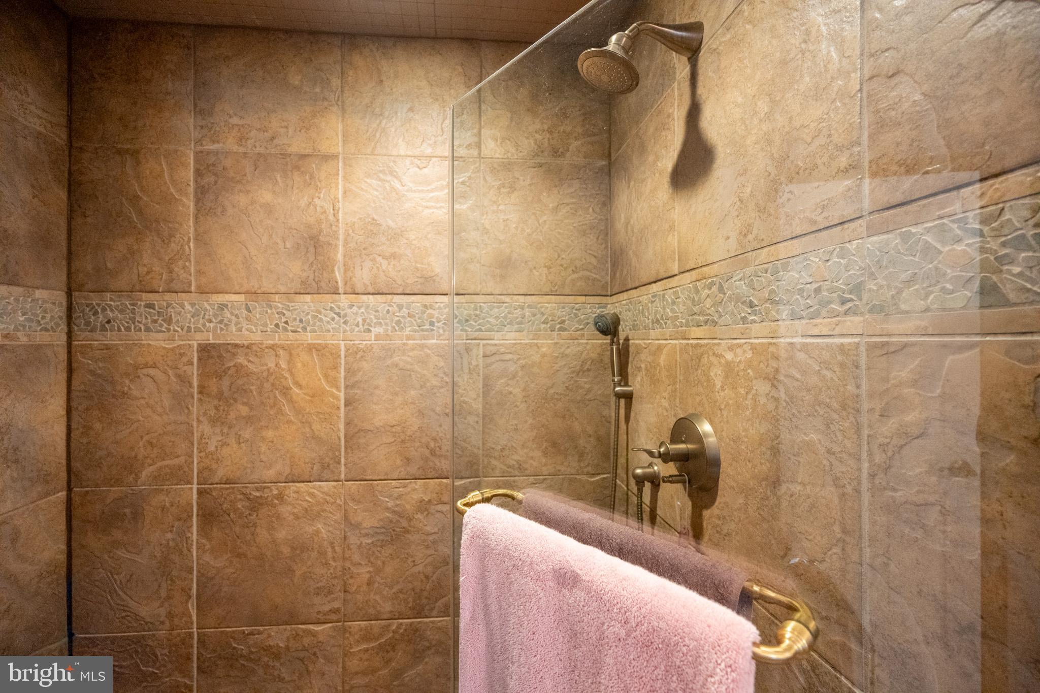 DEEP CREEK LAKE - Residential