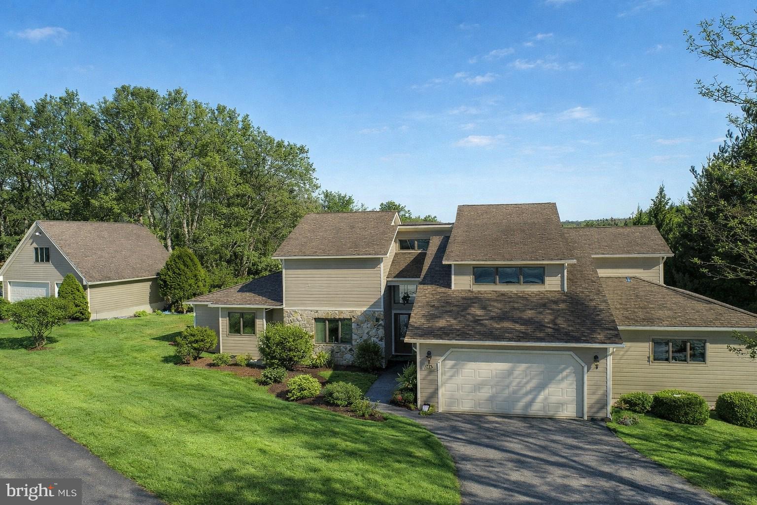 DEEP CREEK LAKE - Residential