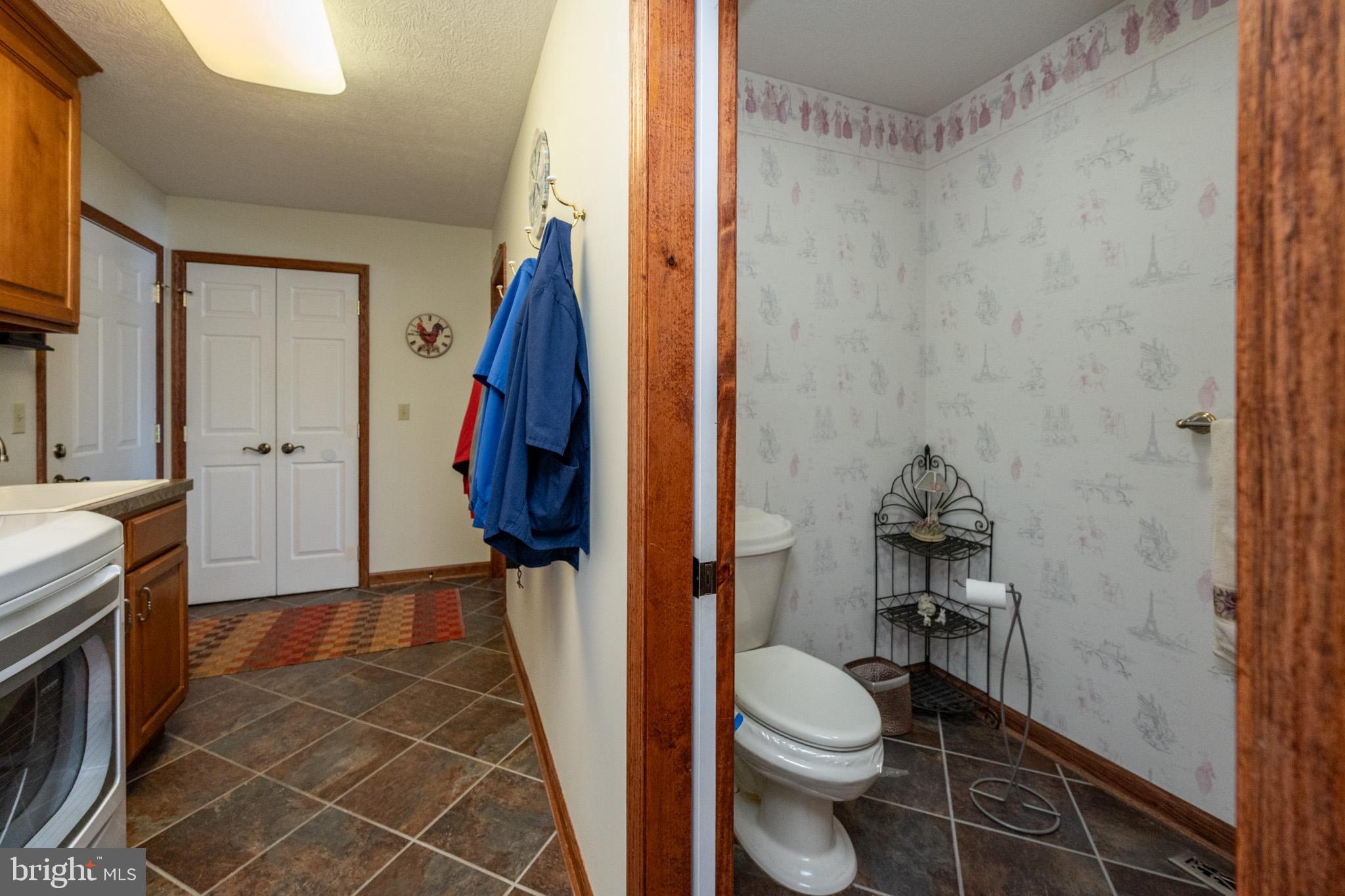 DEEP CREEK LAKE - Residential