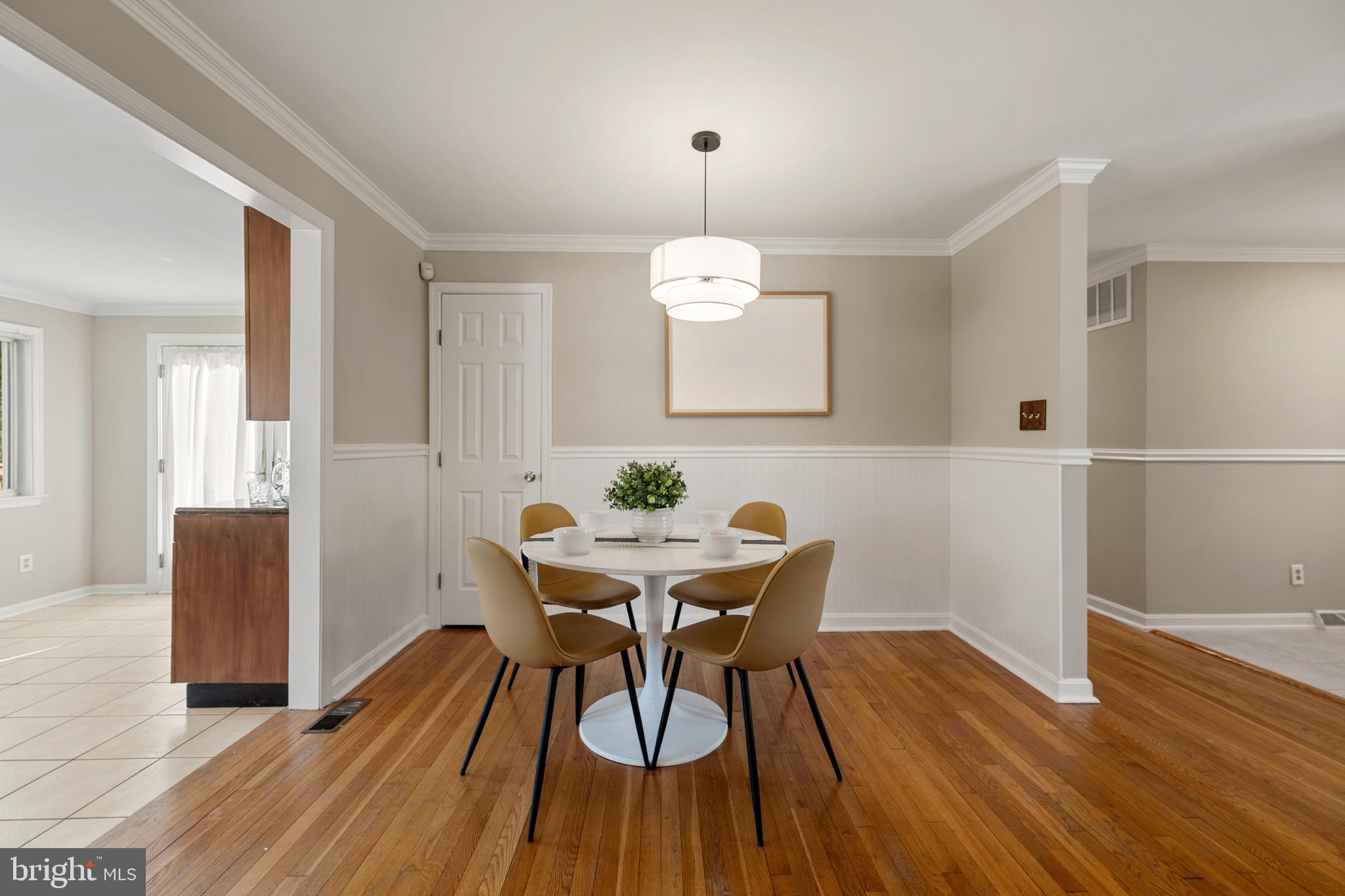 SOUTHDOWN SHORES - Residential