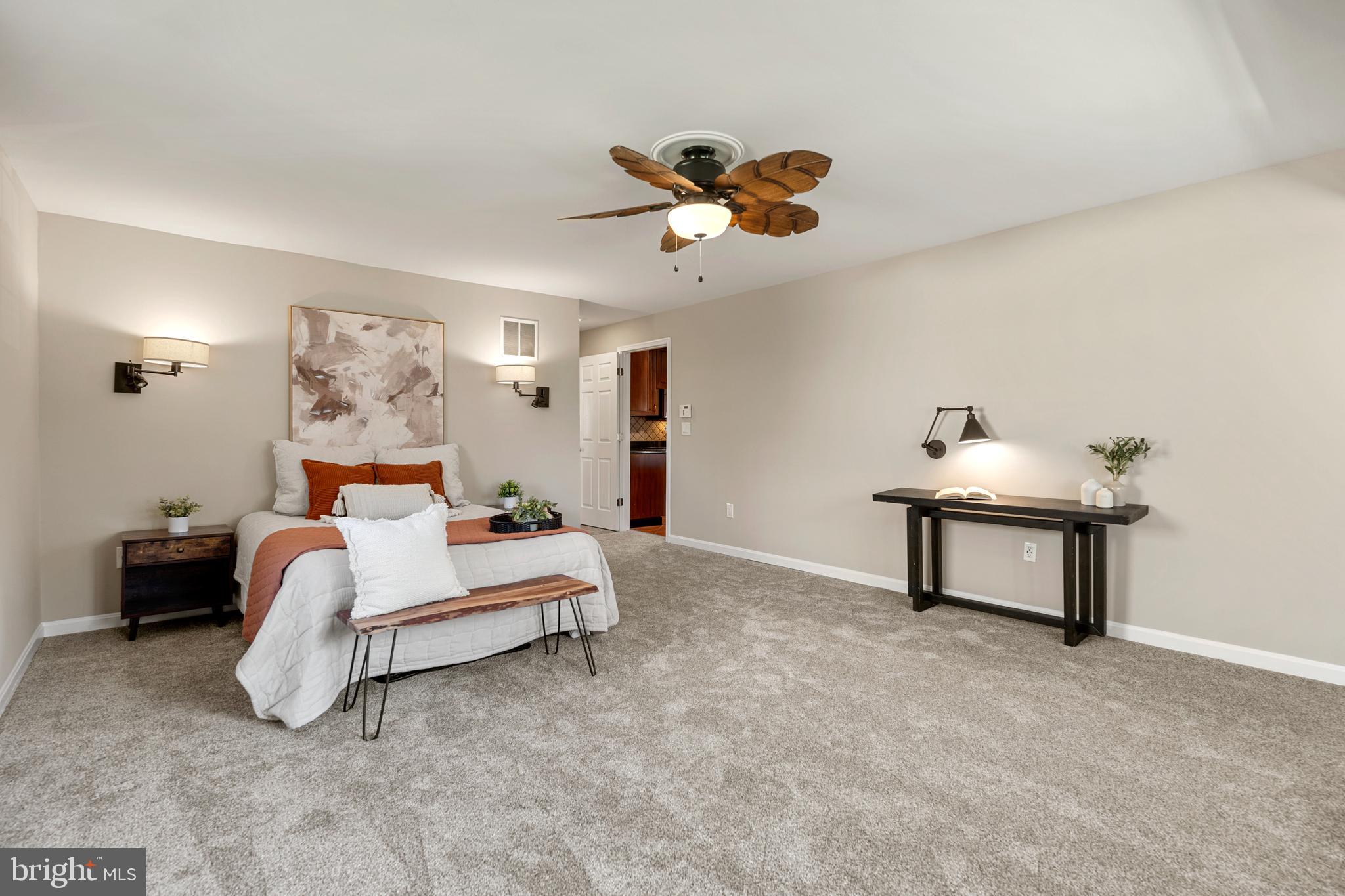 SOUTHDOWN SHORES - Residential