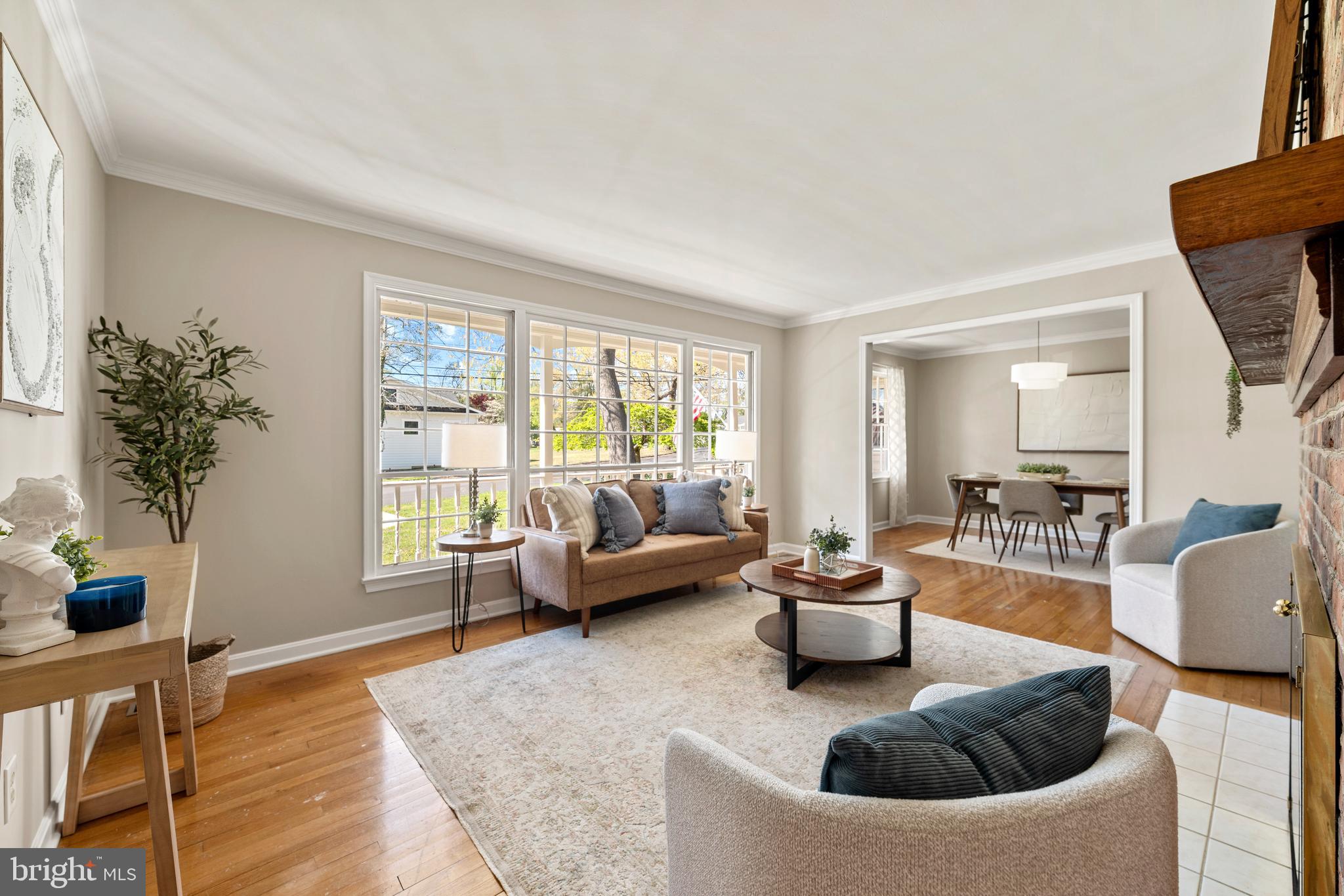 SOUTHDOWN SHORES - Residential