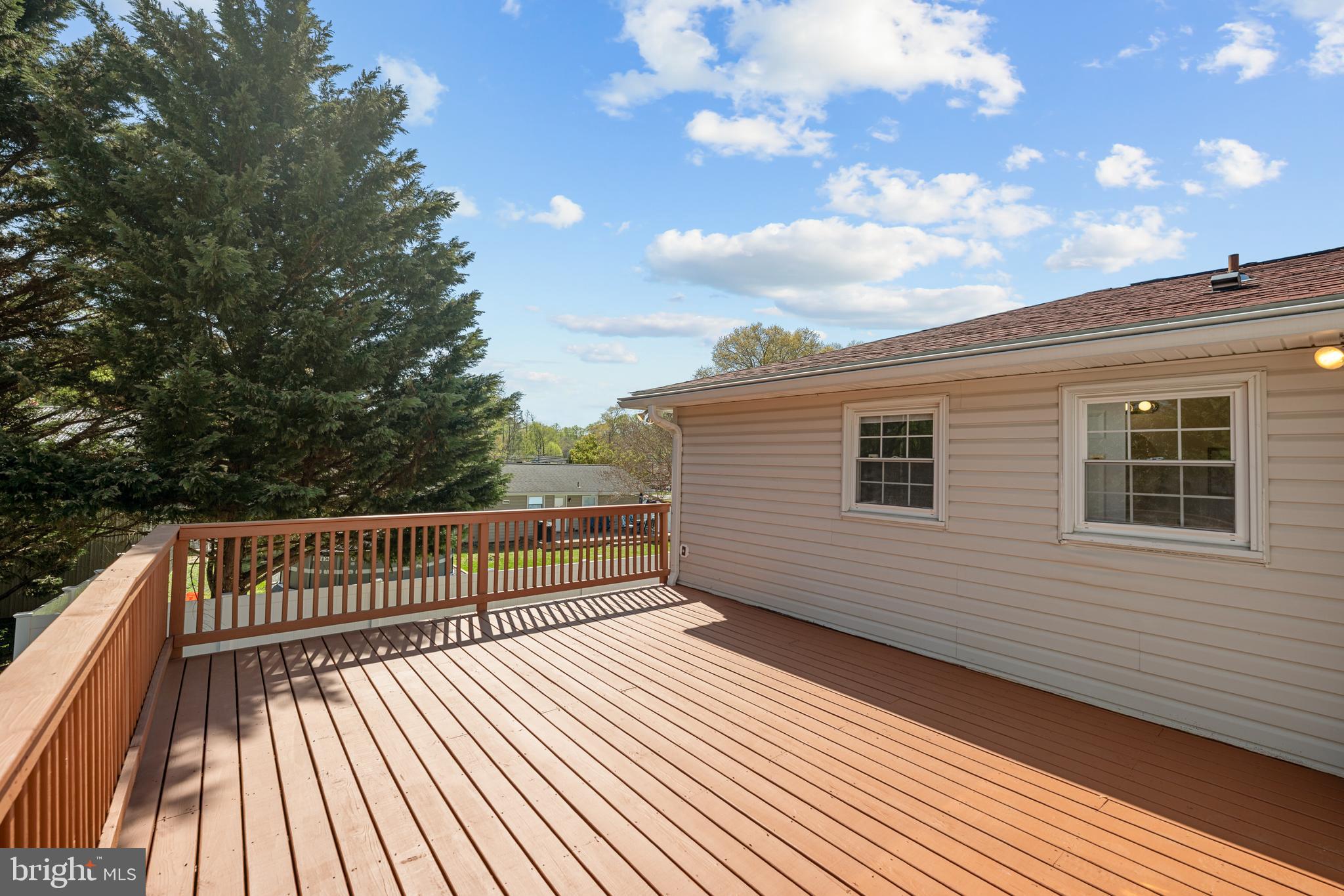 SOUTHDOWN SHORES - Residential