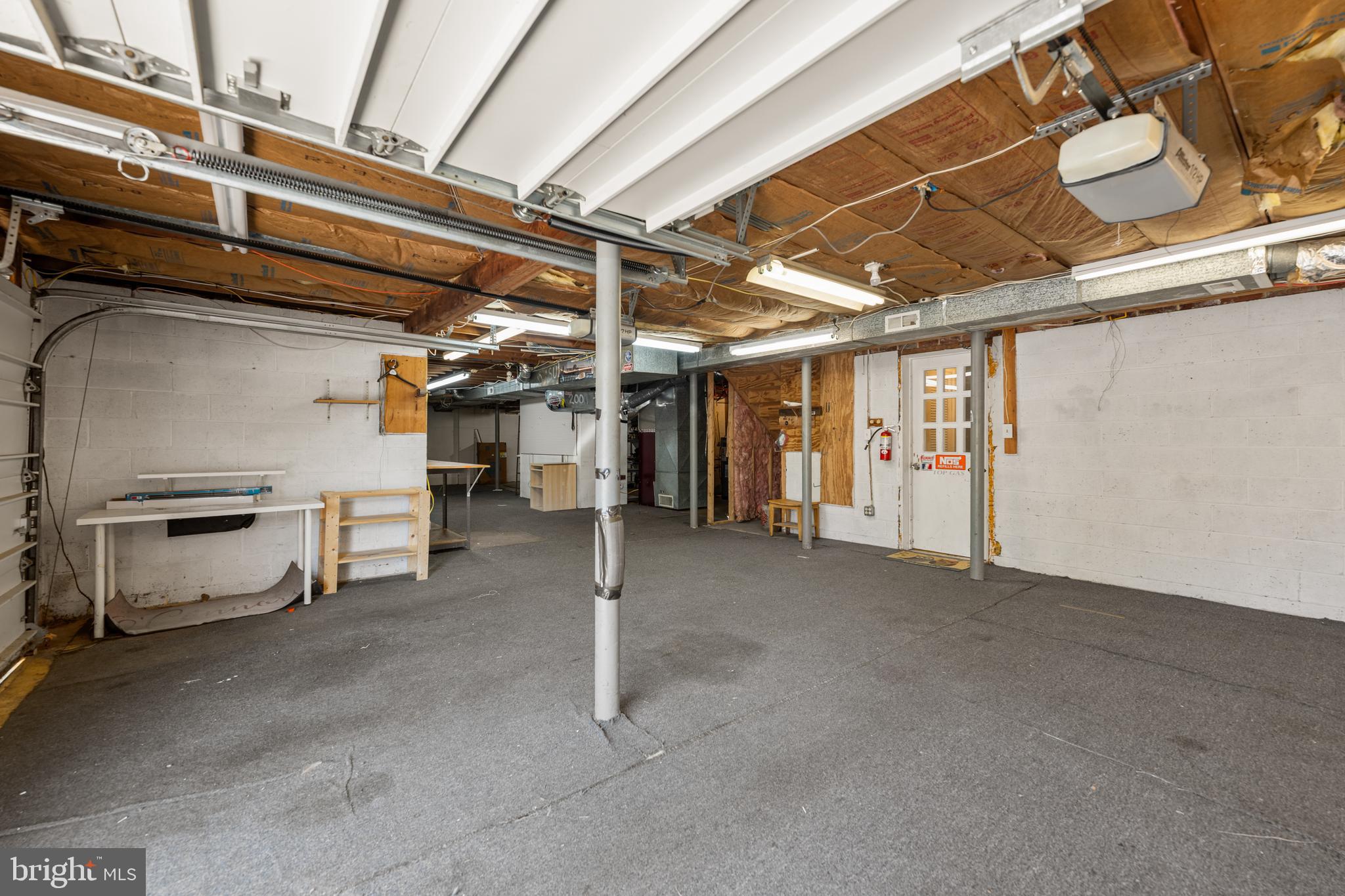 SOUTHDOWN SHORES - Residential