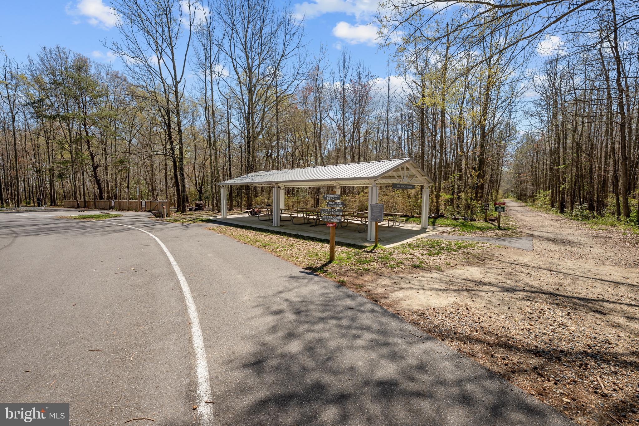 SOUTHDOWN SHORES - Residential