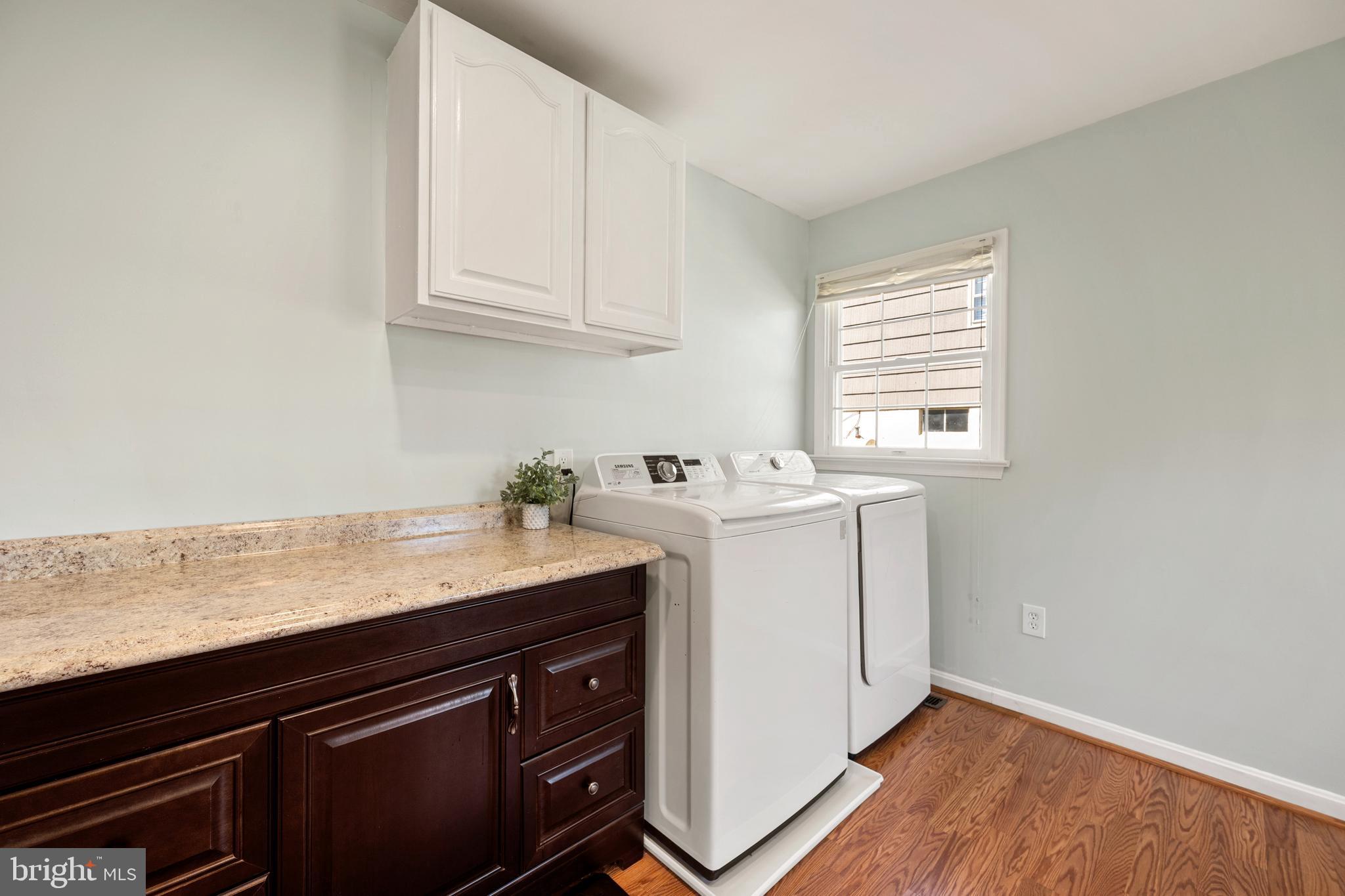 SOUTHDOWN SHORES - Residential