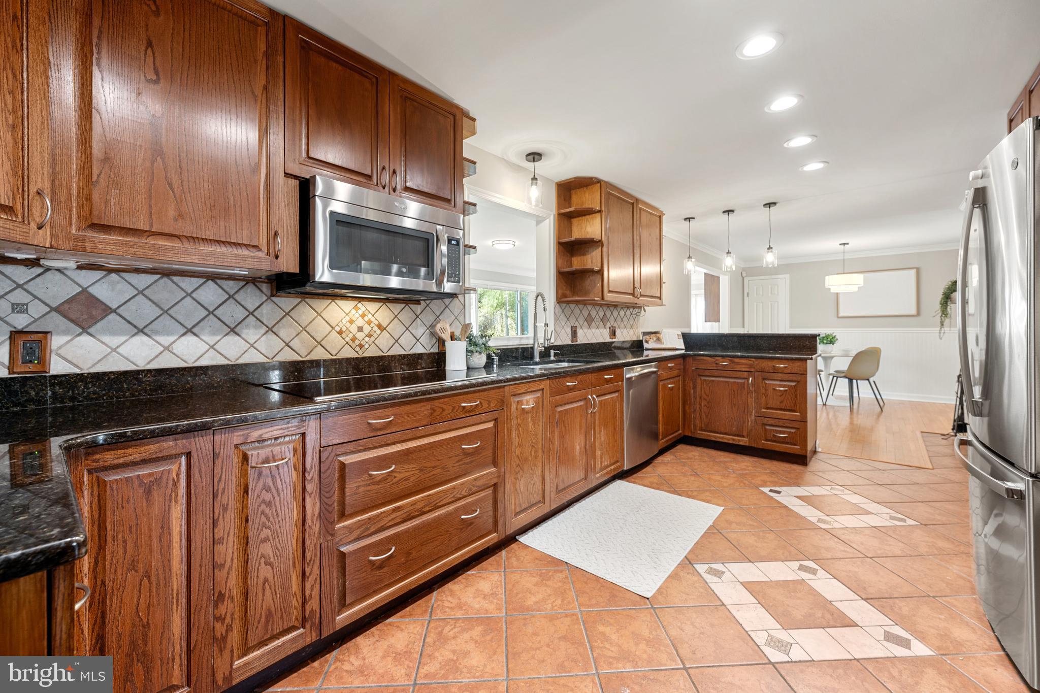 SOUTHDOWN SHORES - Residential