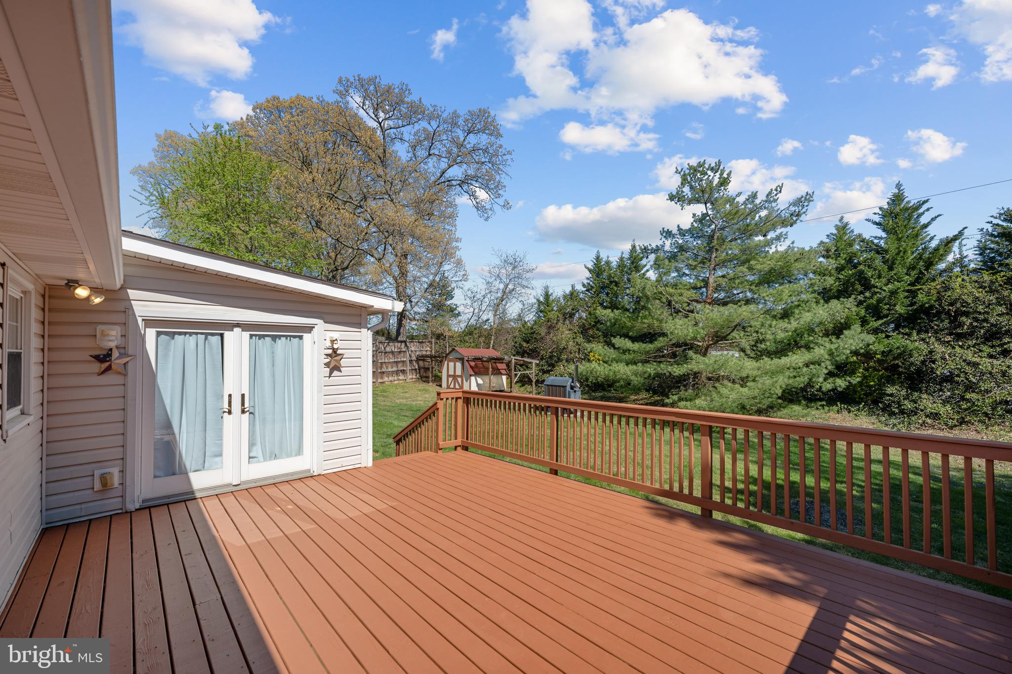 SOUTHDOWN SHORES - Residential