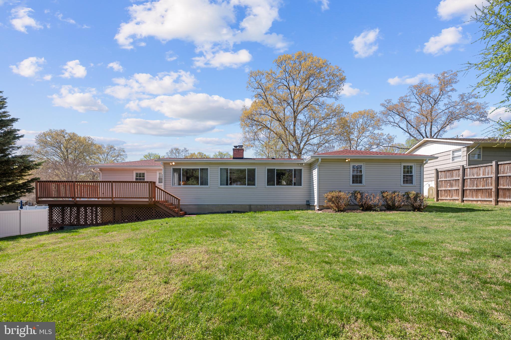 SOUTHDOWN SHORES - Residential