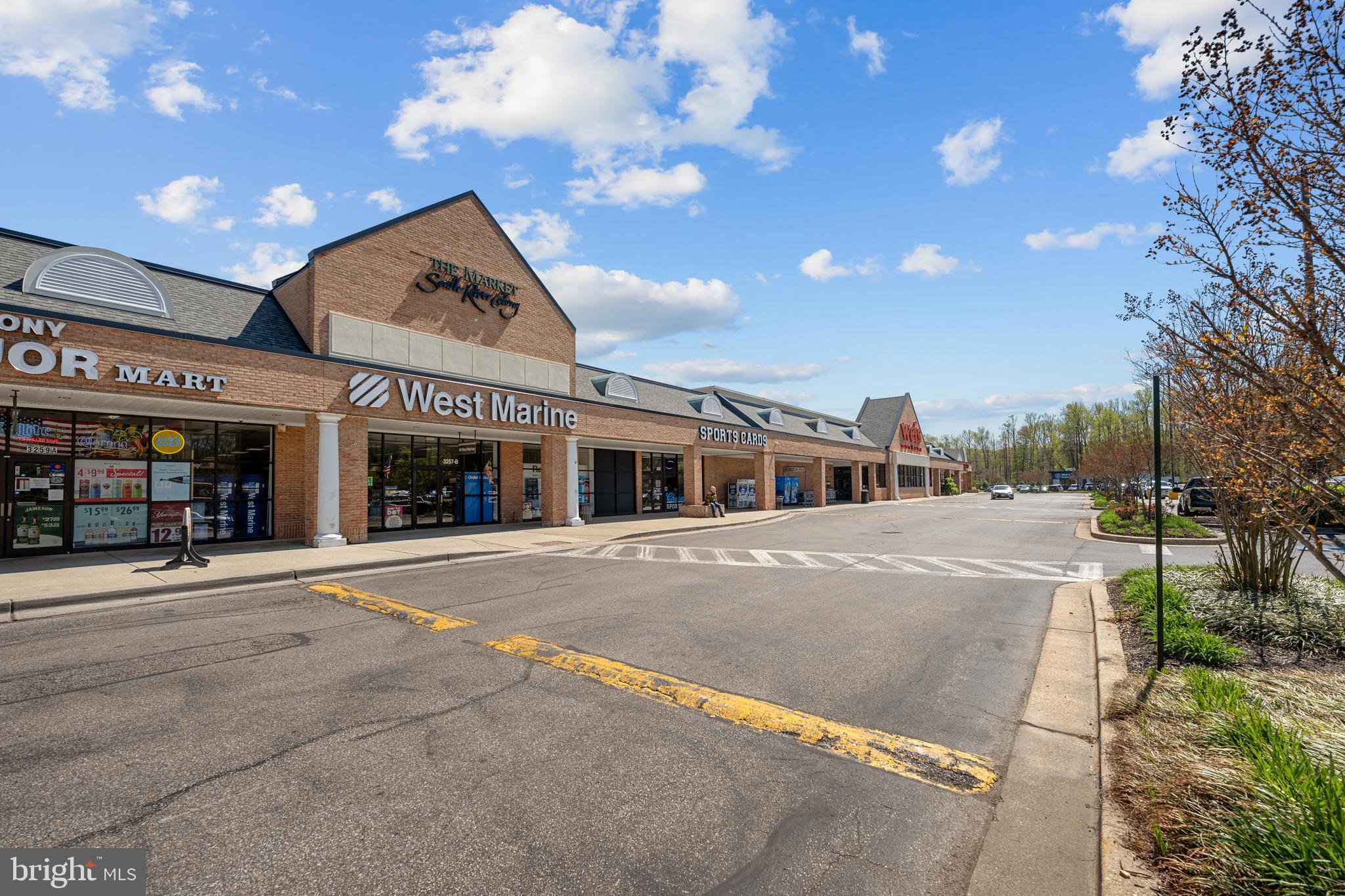 SOUTHDOWN SHORES - Residential