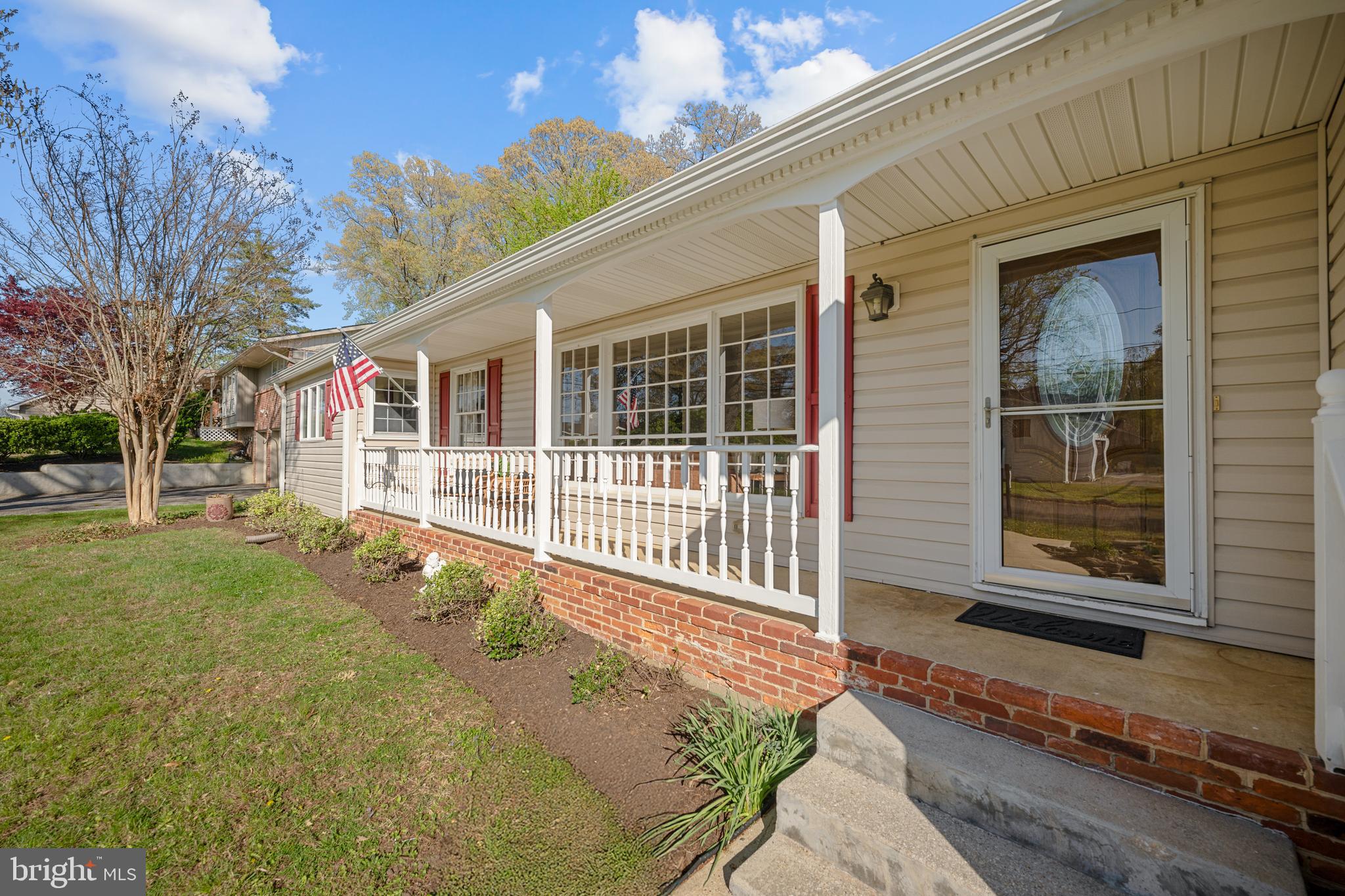 SOUTHDOWN SHORES - Residential