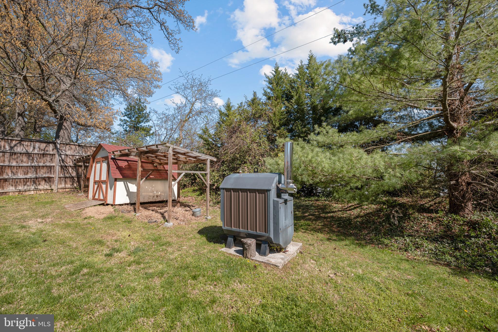 SOUTHDOWN SHORES - Residential