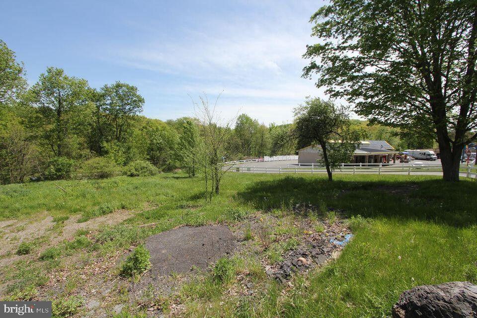 1237 1/2 & 1239 S BRADY STREET