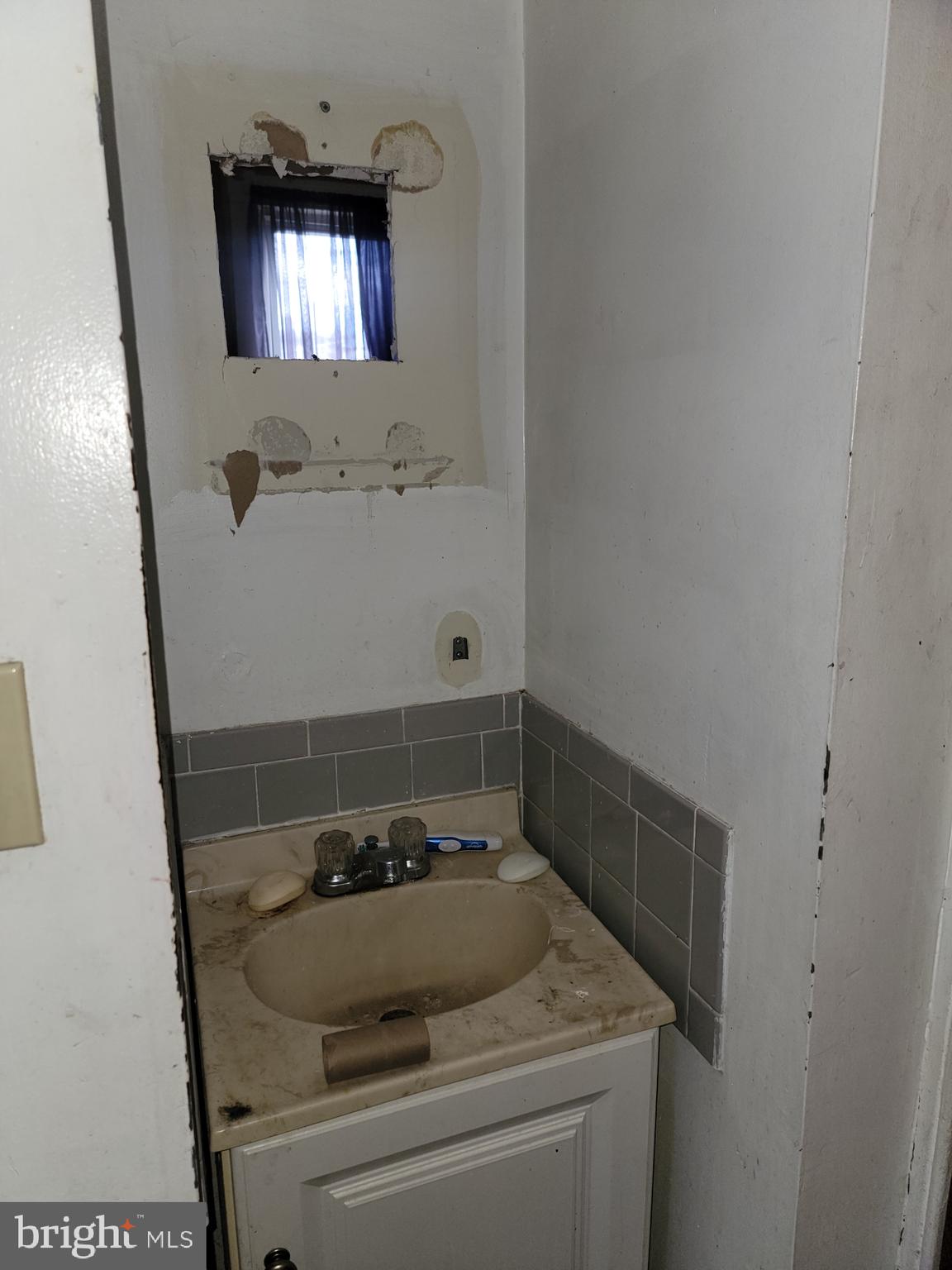 BARCLAY - Residential