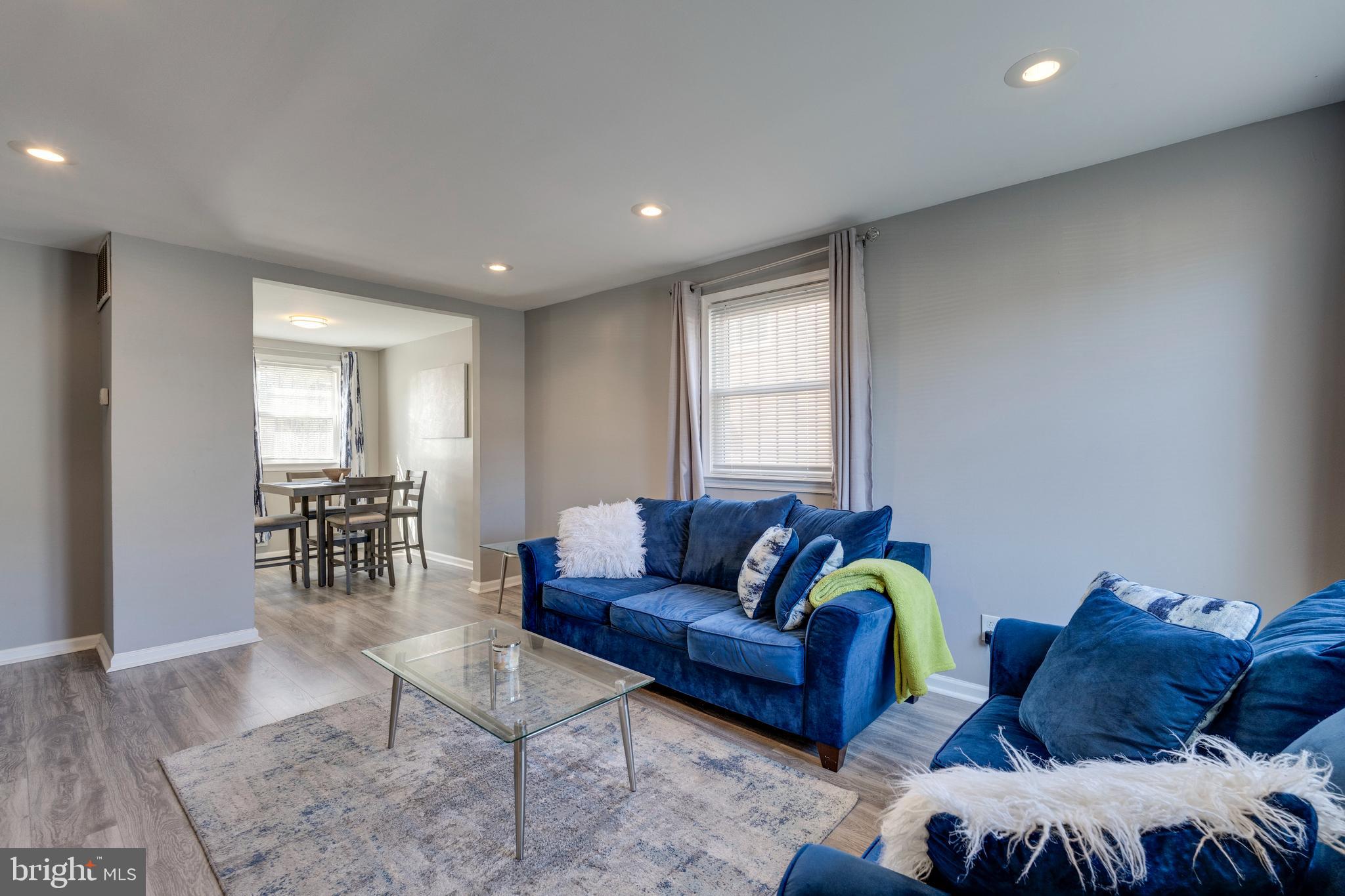 GLASSMANOR - Residential