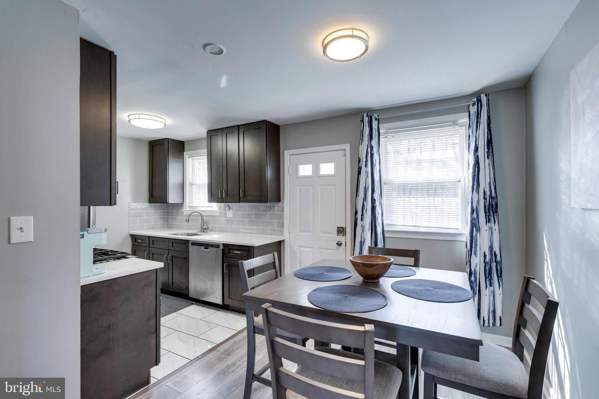 GLASSMANOR - Residential