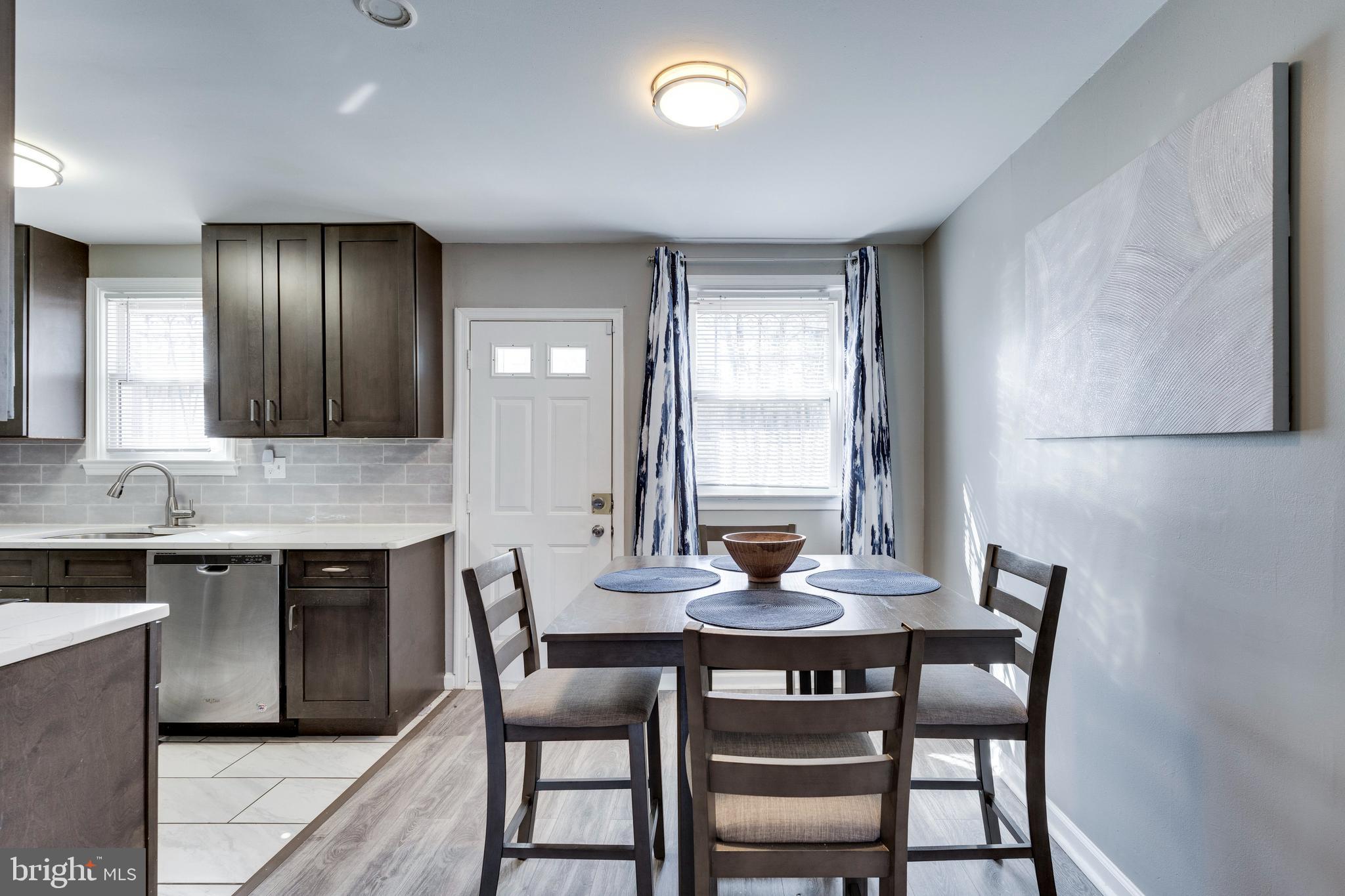 GLASSMANOR - Residential