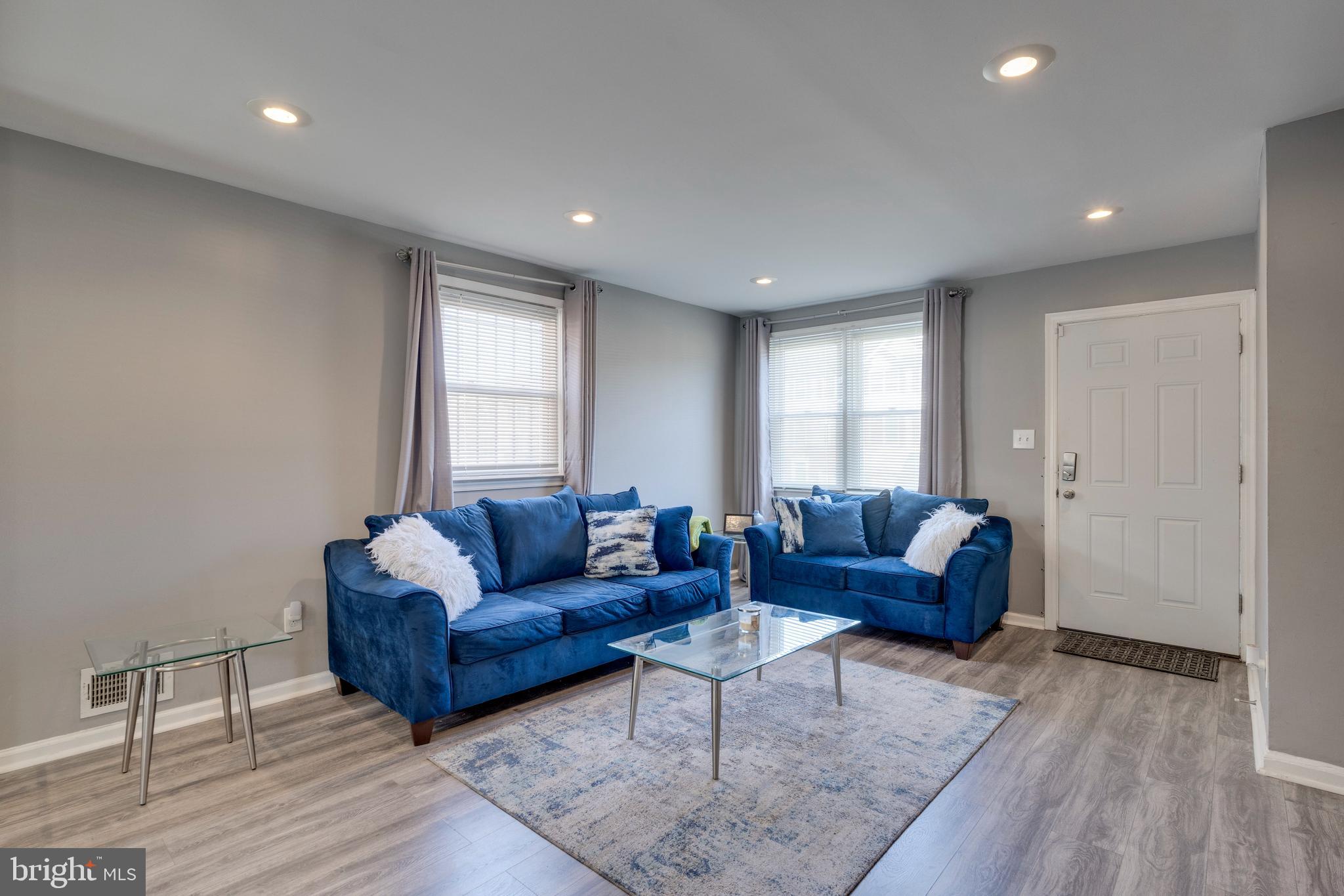 GLASSMANOR - Residential