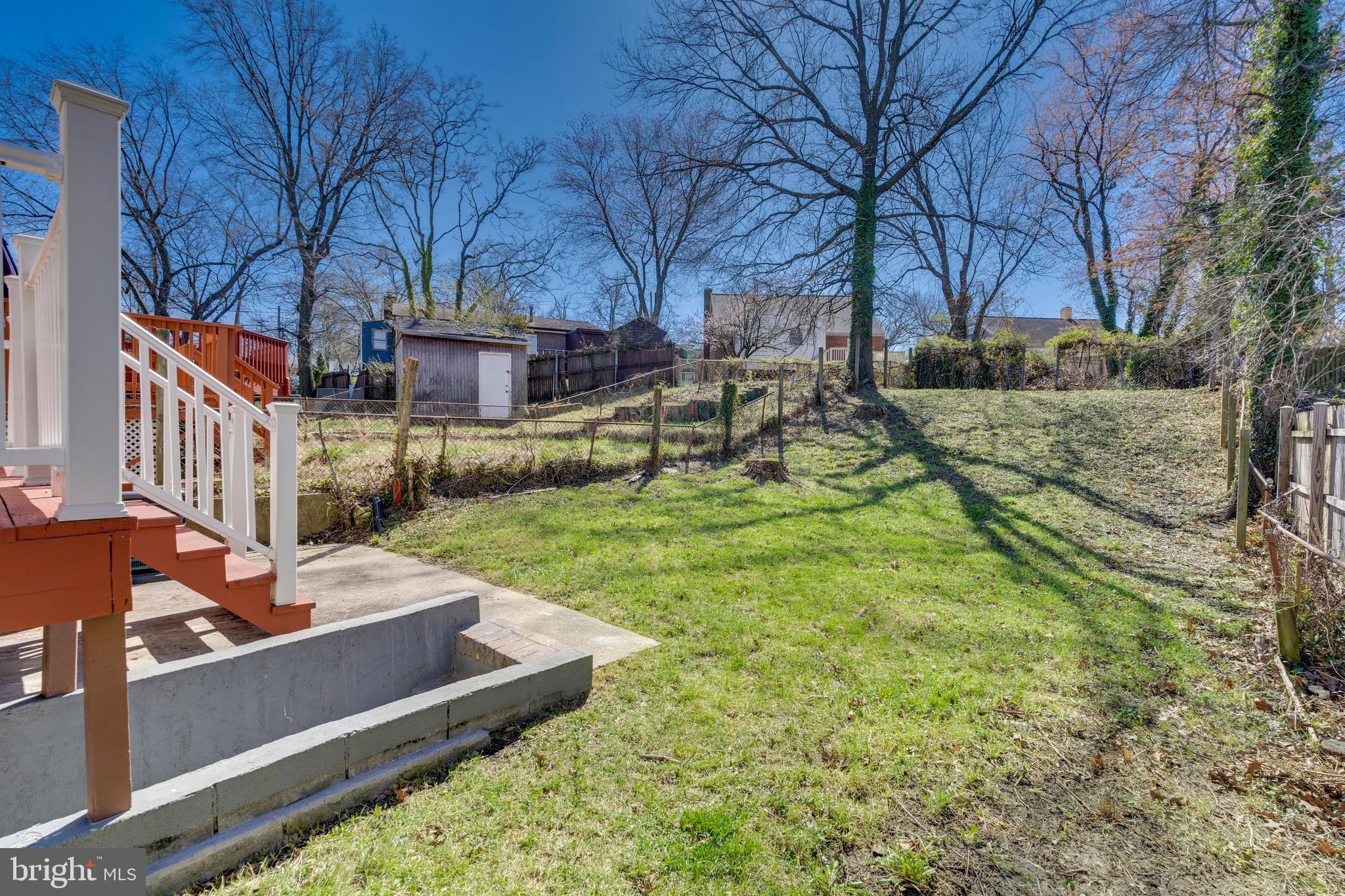 GLASSMANOR - Residential