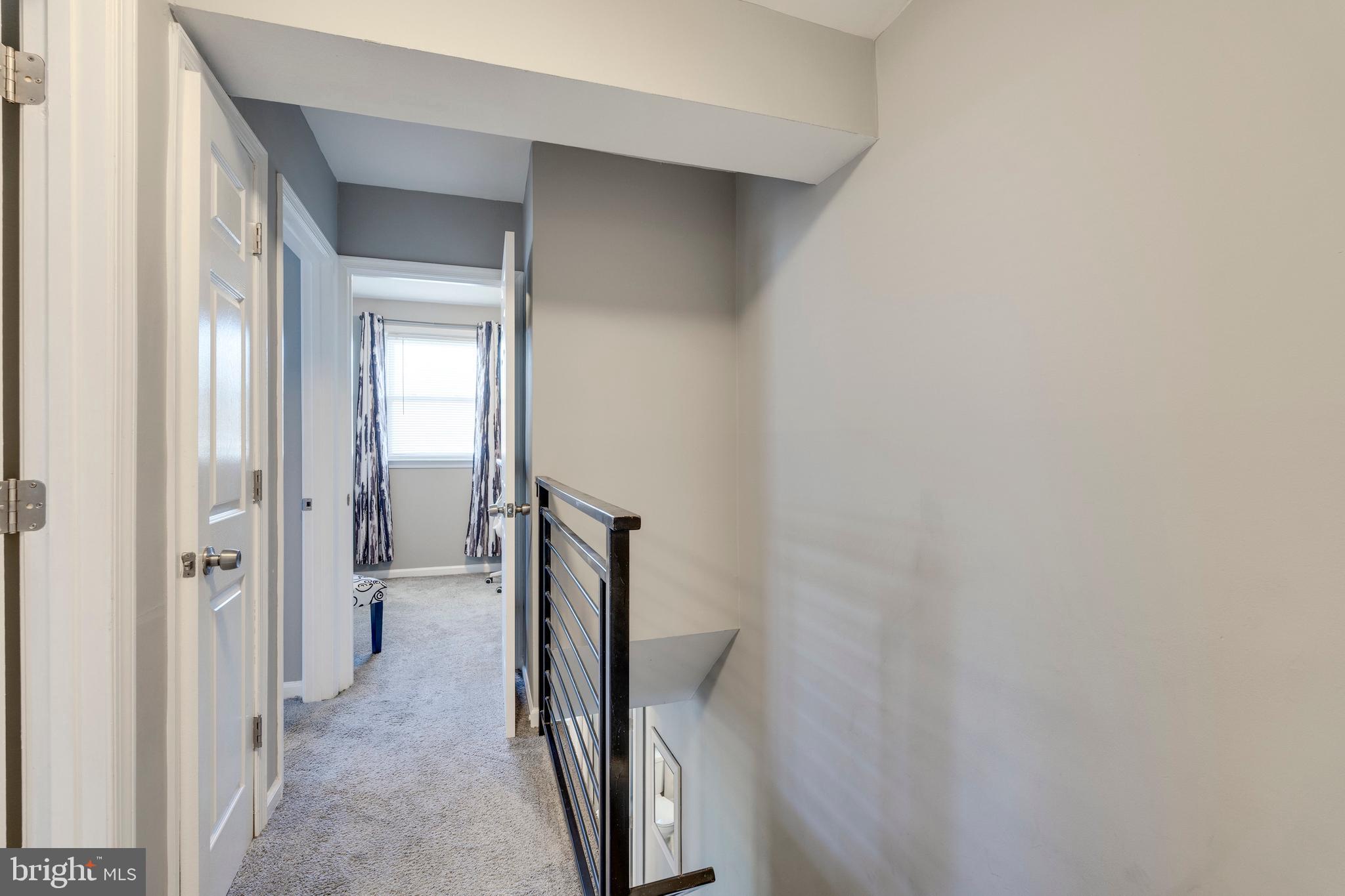 GLASSMANOR - Residential