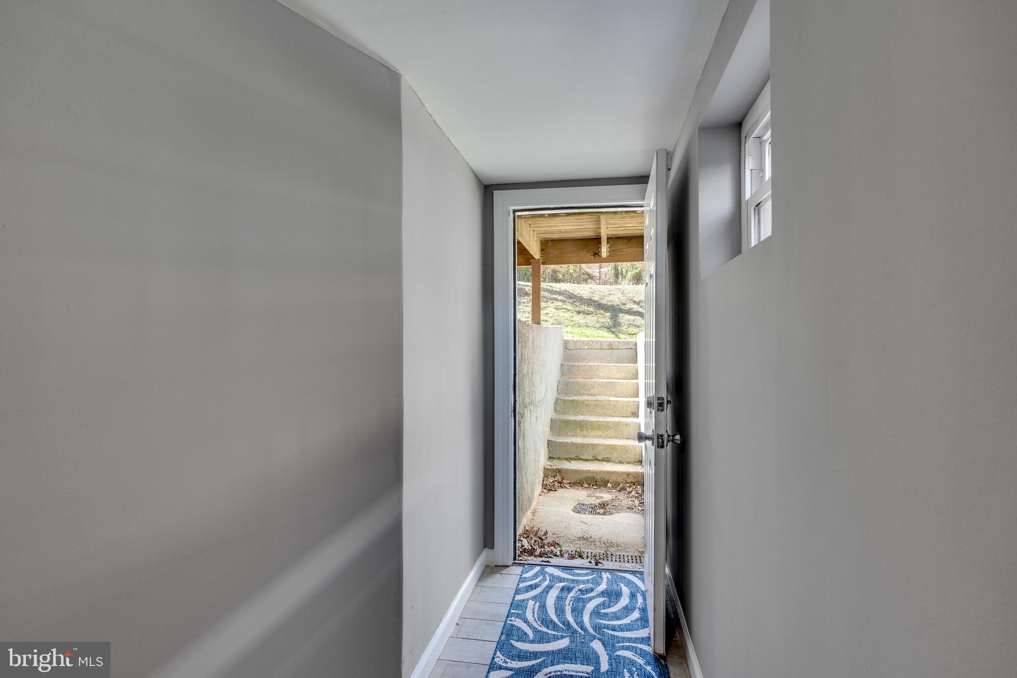 GLASSMANOR - Residential