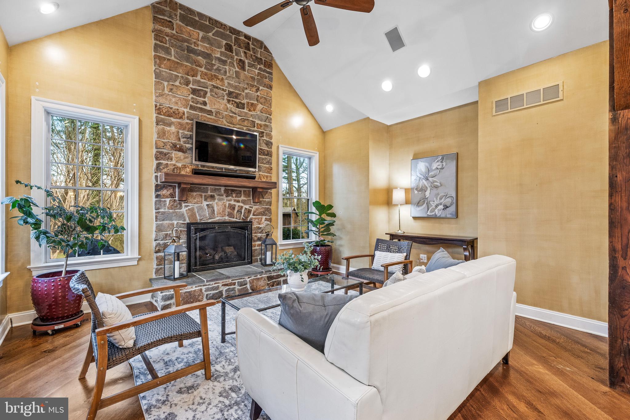 GREENSPRING VALLEY - Residential