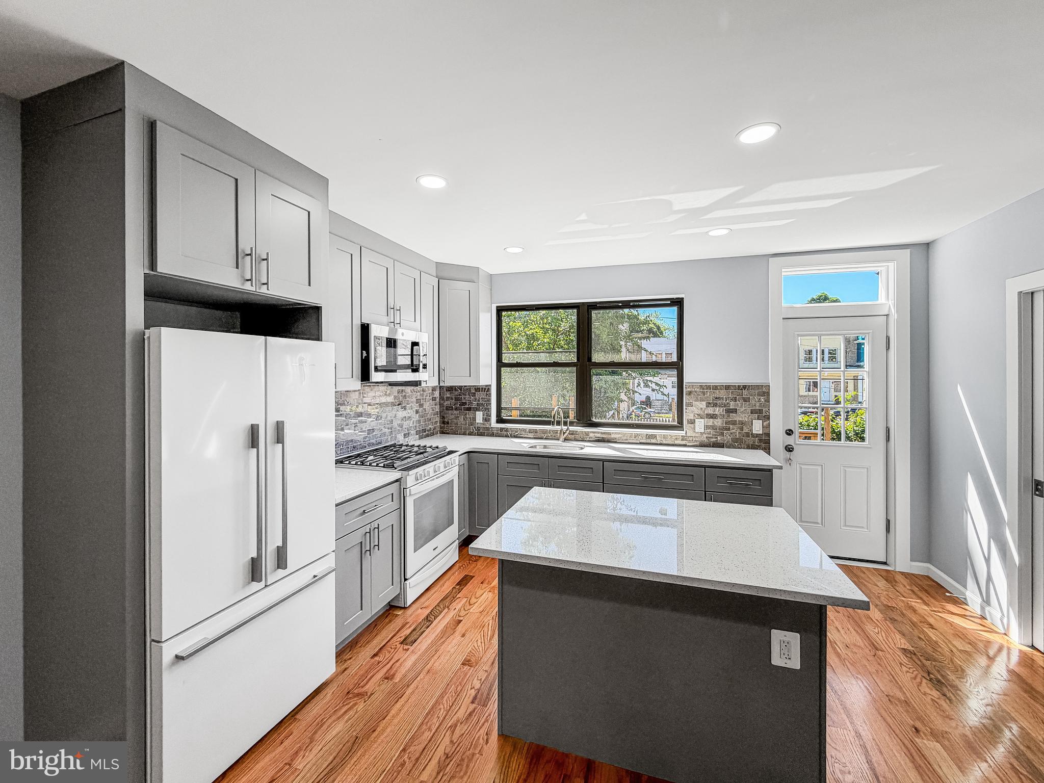 CHESTER CITY - Residential