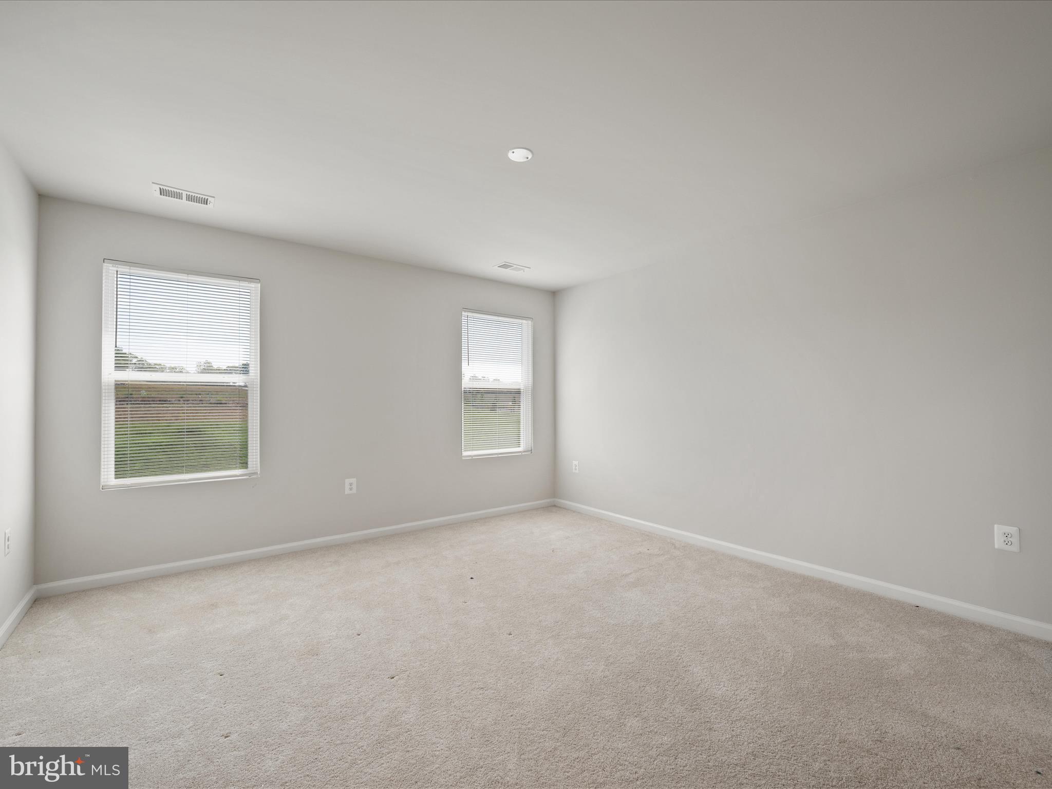 STONE SPRING - Residential